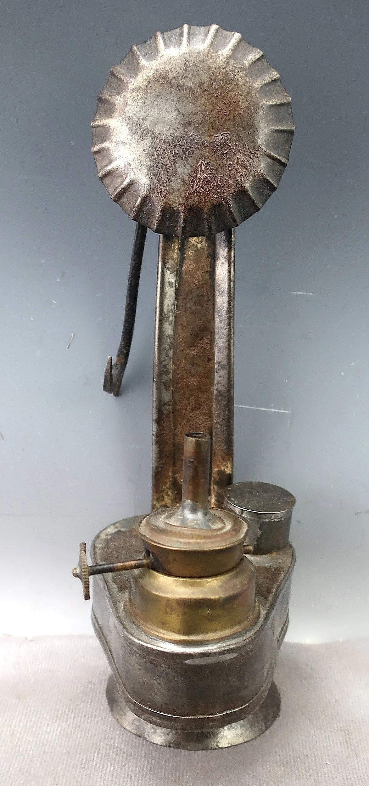 tinlamp2.jpeg