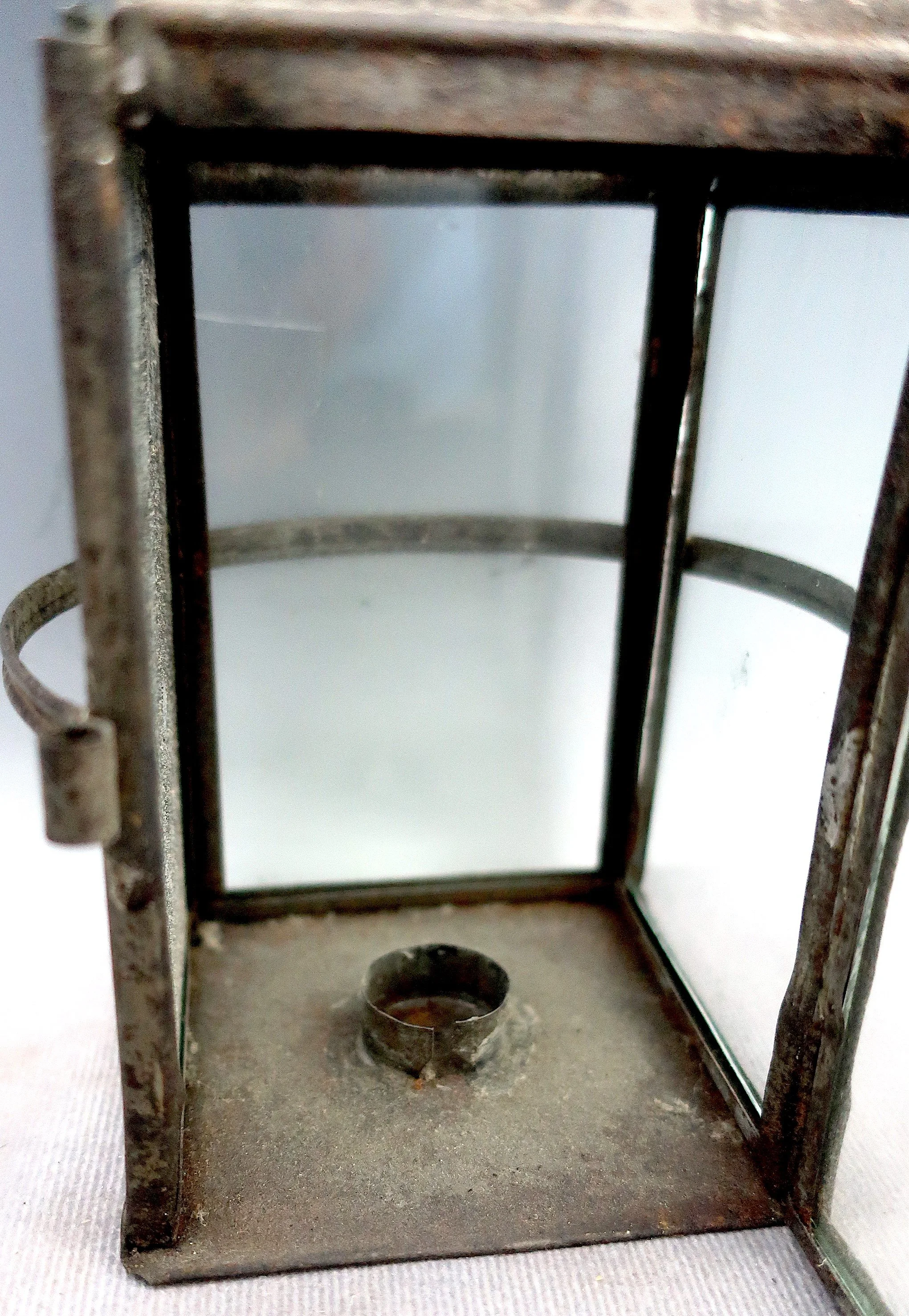 lantern3.jpeg