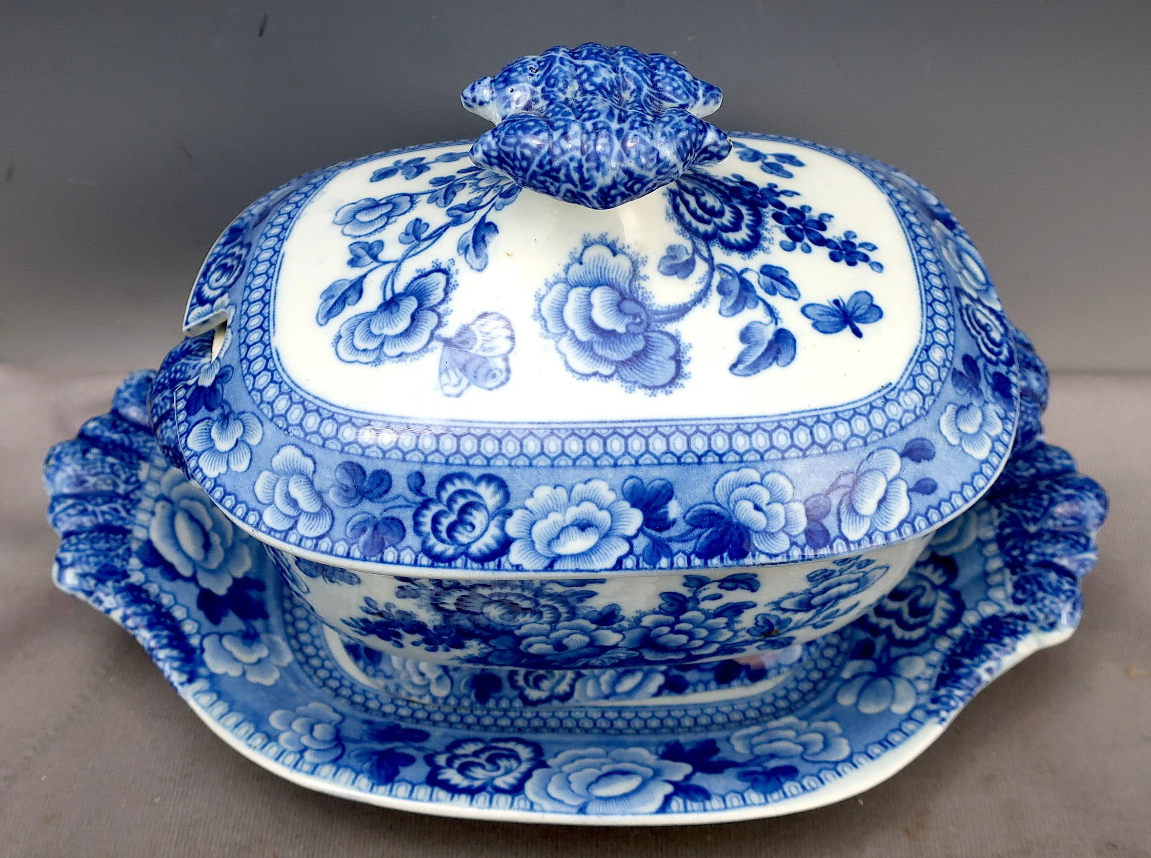 tureen2.jpeg