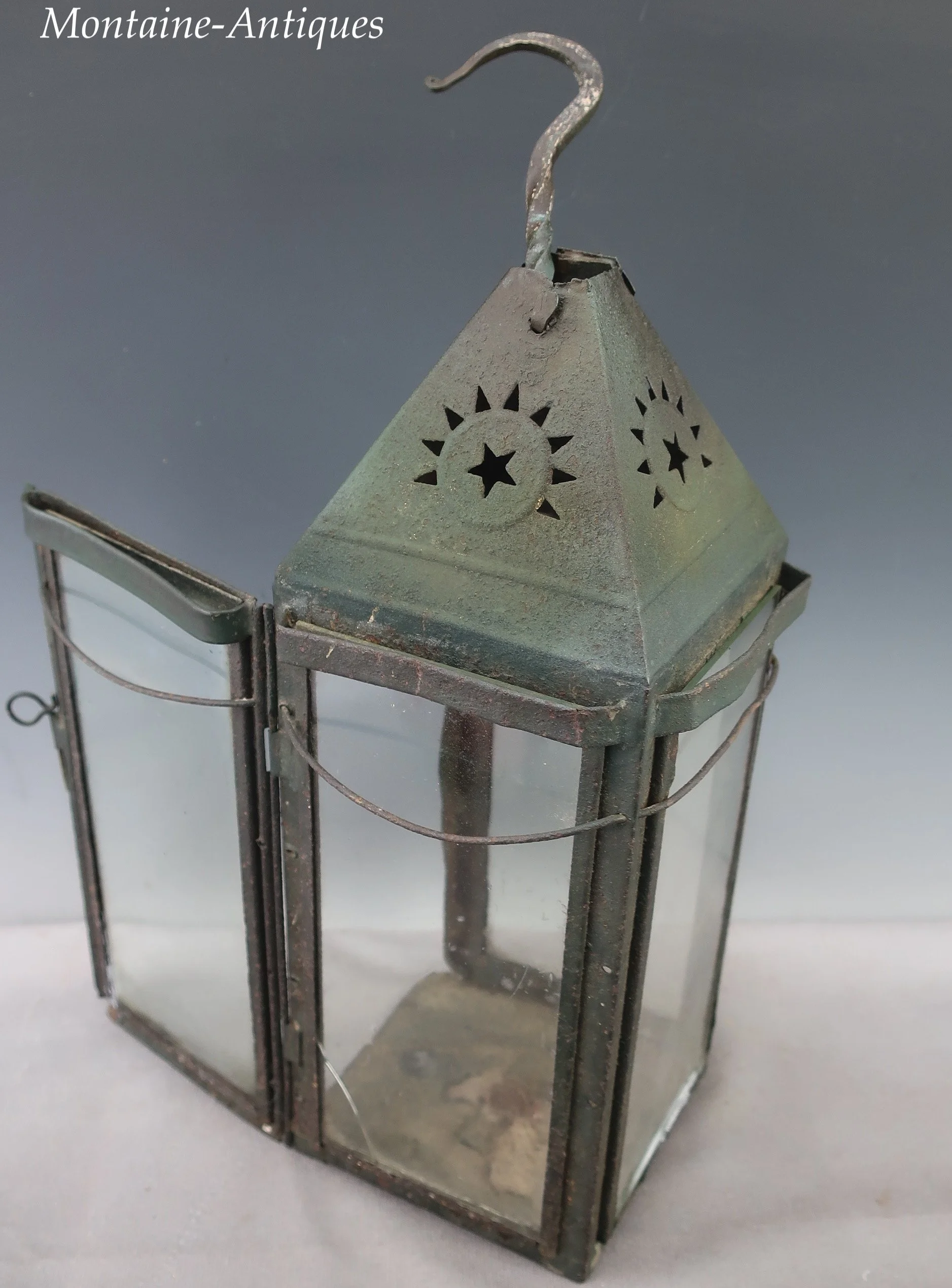 lantern3.jpeg