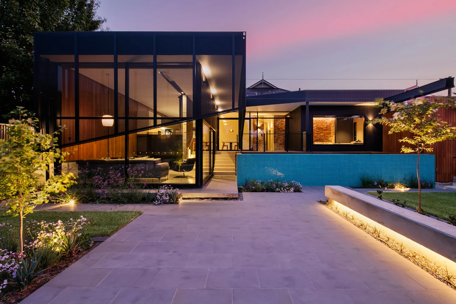 Khab Architects house extension Uney, Adelaide #veilandmortar #khabarchitects #steel #hidden #secret #blendedhome #adelaidehouse #awardwinningarchitecture #architect #architecturelovers #architect #architecturephotography #architectureporn #architects #architectural #architecturelover #architecturestudent #architecturalphotography #architecturedesign #architectanddesign #architecturephoto #architecturaldesign #architectureschool #architecturaldigest #architecturesketch #architecturemodel #architectura #Architecte #architecturelife #architecturegram #architectureandpeople #architecturelove #architecturedaily #buildings #adlarchigram #courtyardhouse @adelaide_photographer #pressedtin #naturaltimber #dulux #duluxcolour #adelaide #khabarchitects #paintcolour #adelaidehouse #awardwinningarchitecture