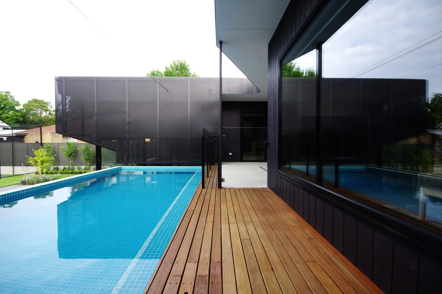 Khab Architects house extension Uney, Adelaide #brick # pool #veilandmortar #khabarchitects #steel #hidden #secret #blendedhome #adelaidehouse #awardwinningarchitecture #architect #architecturelovers #architect #architecturephotography #architectureporn #architects #architectural #architecturelover #architecturestudent #architecturalphotography #architecturedesign #architectanddesign #architecturephoto #architecturaldesign #architectureschool #architecturaldigest #architecturesketch #architecturemodel #architectura #Architecte #architecturelife #architecturegram #architectureandpeople #architecturelove #architecturedaily #buildings #adlarchigram #courtyardhouse @adelaide_photographer #pressedtin #naturaltimber #dulux #duluxcolour #adelaide #khabarchitects #paintcolour #adelaidehouse #awardwinningarchitecture #bedroom #joinery