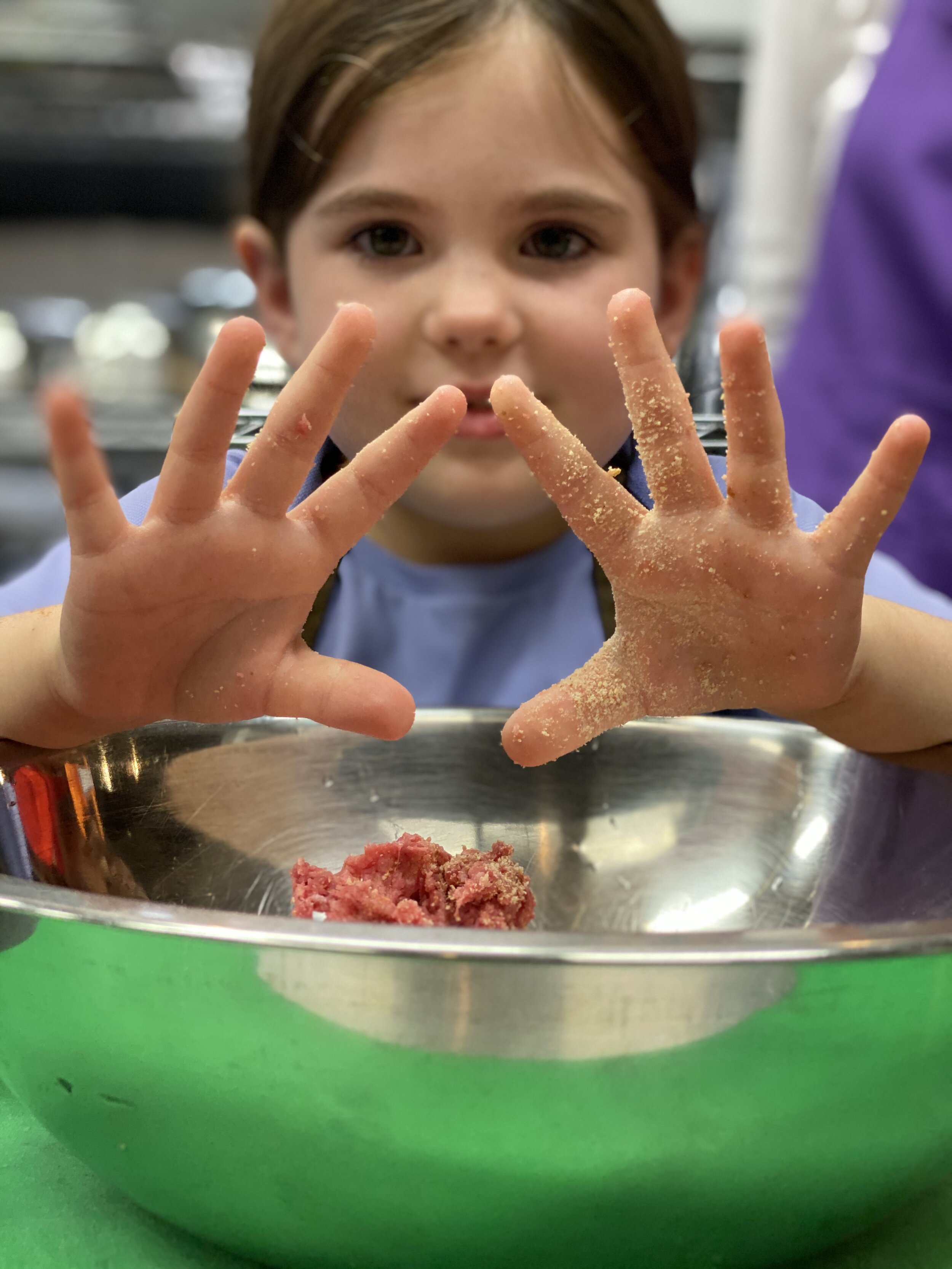 Kids Make Meatballs