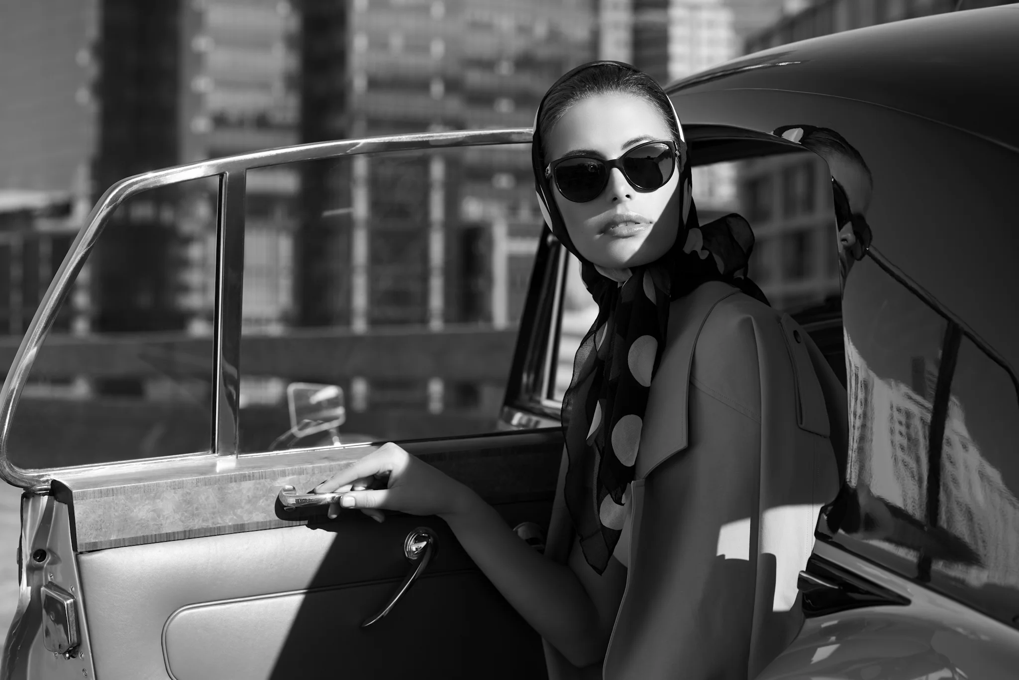 DA'REALTY_ROLLS_ 12 BW opt 1.jpeg