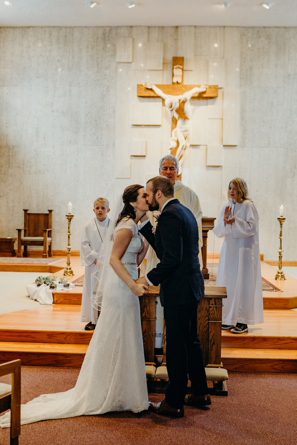 JOYFUL OHIO HOMETOWN WEDDING | JOSH + MOLLY 45