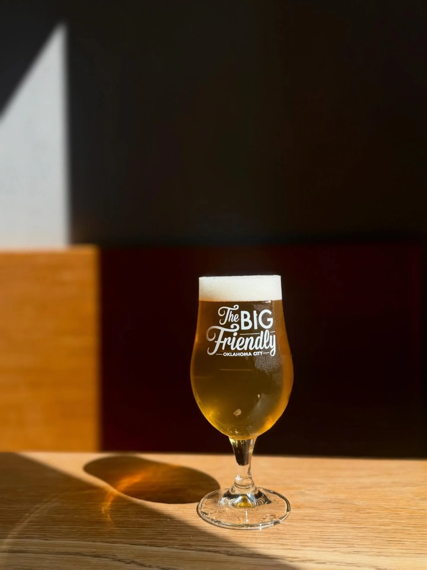 Today we are releasing FRIENDLY REMINDER.

FRIENDLY REMINDER is a West Coast IPA (6.7%) with Nectaron, Mosaic, Simcoe &amp; Mosiac 805.

It will be available today on draft or in cans to go!
-
-
-
#drinkfriendly #OKC is #theBIGfriendly