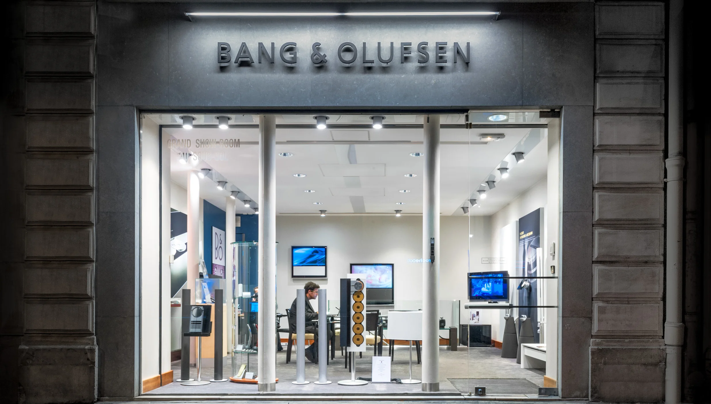 bangolufsen.jpg