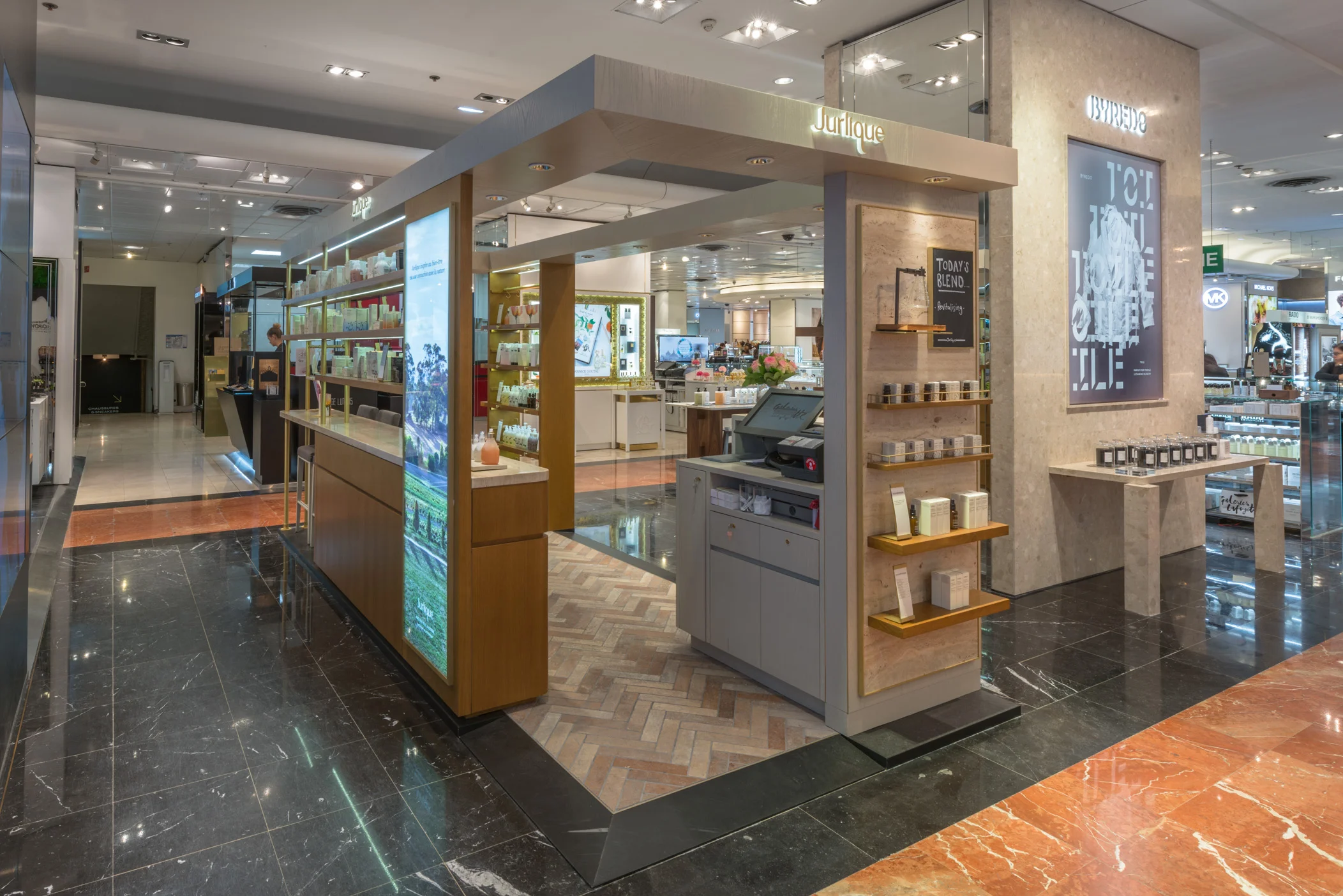 stand_jurlique_galeries_lafayette.jpg