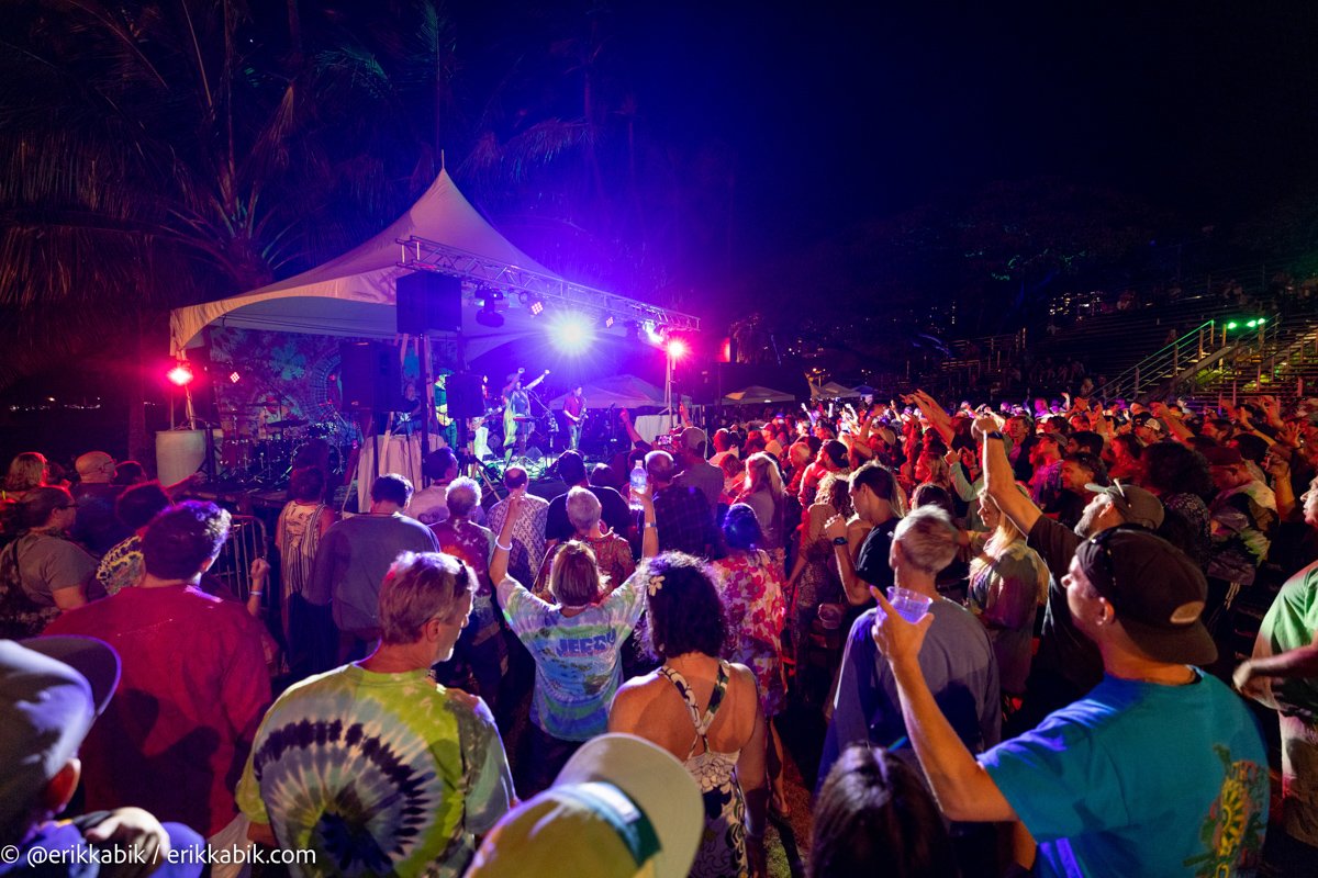 05_07_2023_Lucky_7_concert_stephen_inglis_waikiki_ERIK_KABIK-157-7.jpg