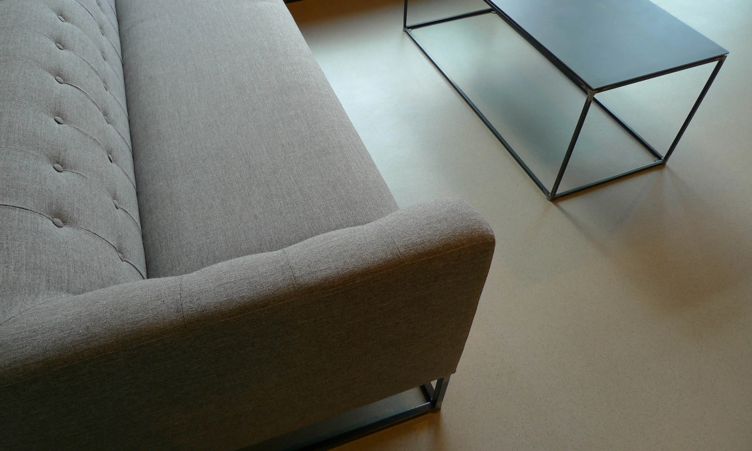Cage_Sofa_Grand_Union.jpg