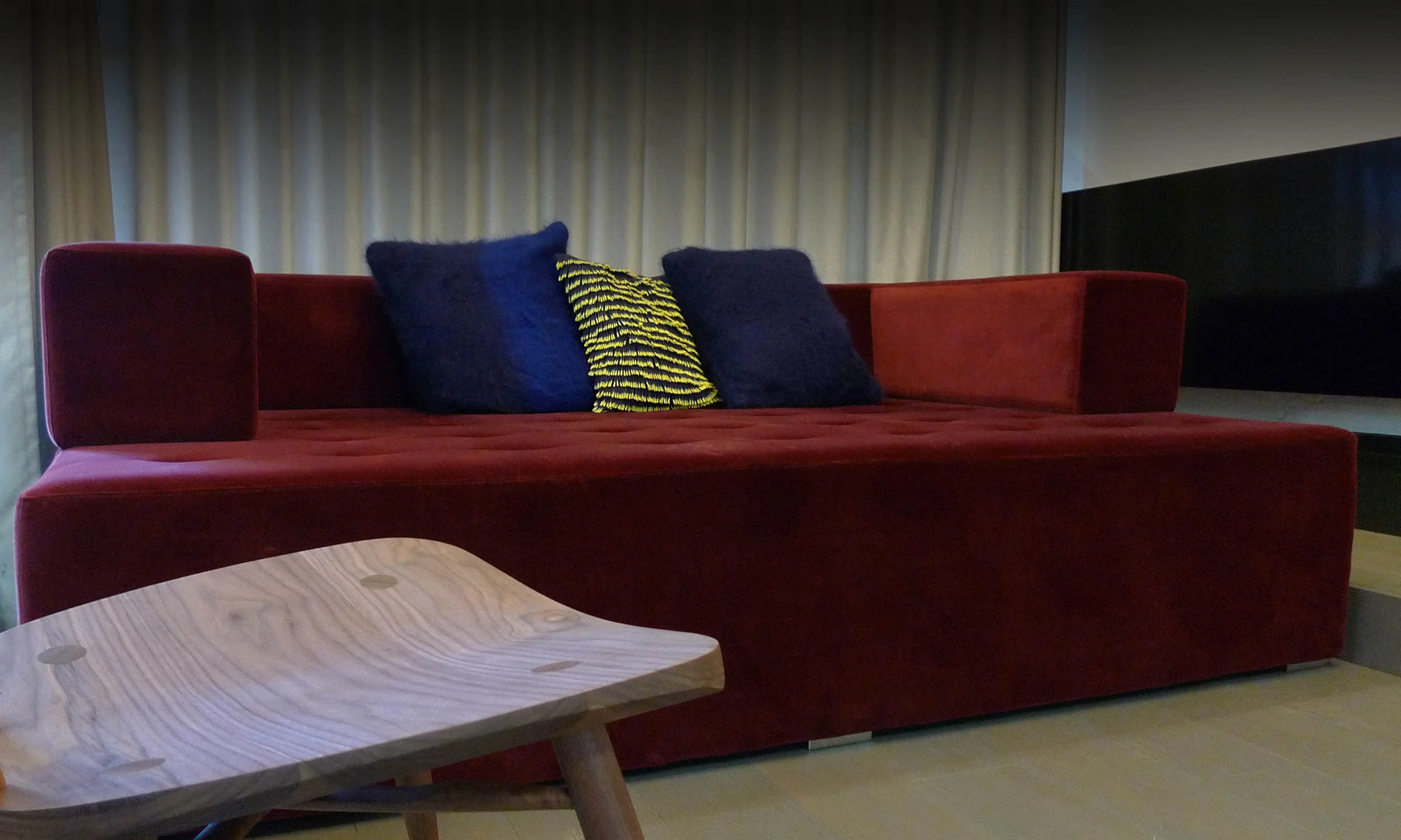 Big Momma Love Seat.jpg
