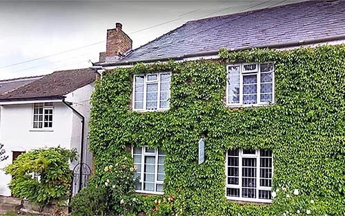 Manor Cottage Guest House