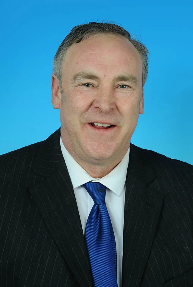 Councillor Vernon Smith - photo courtesy of Posers Photographic