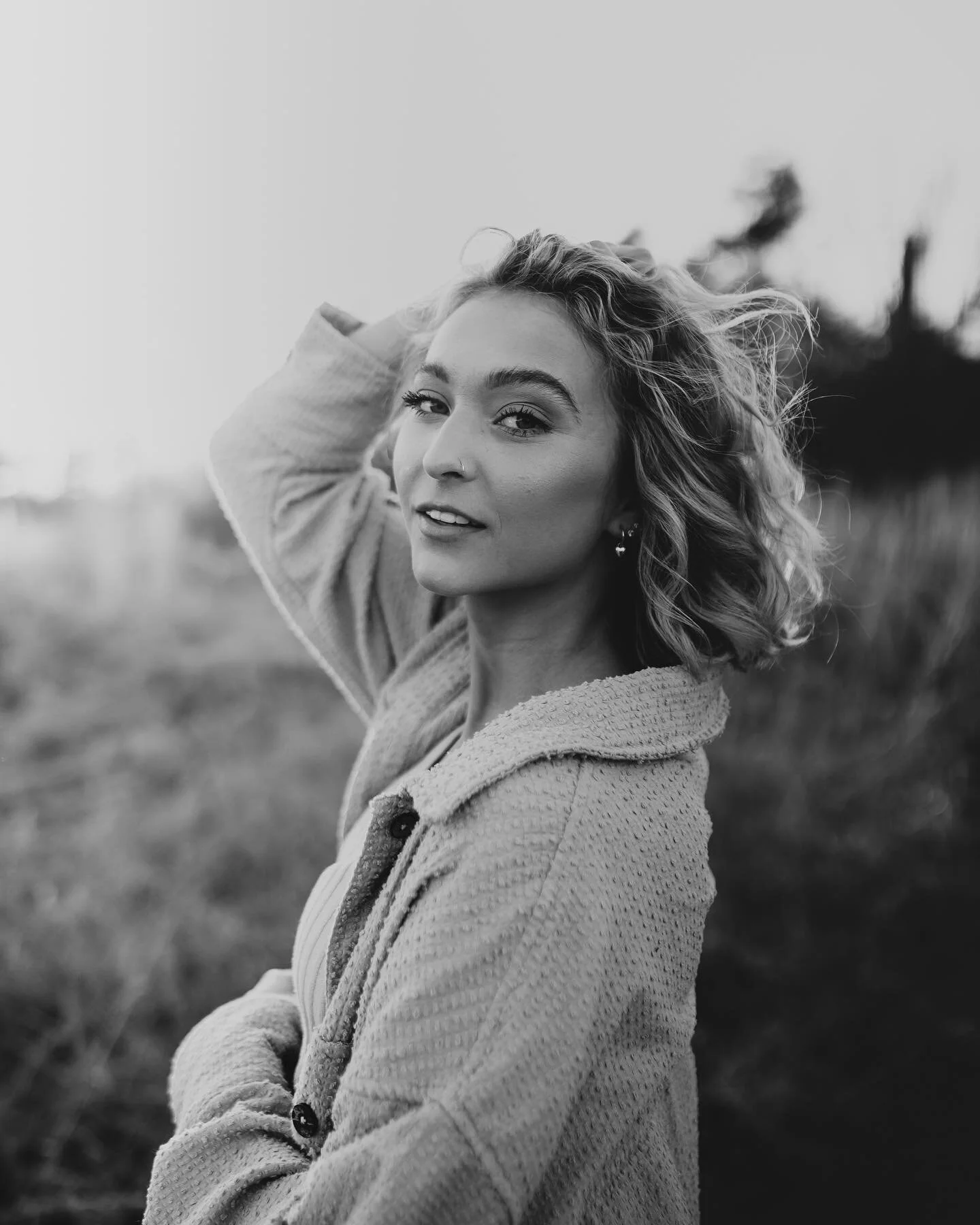 Show @lilykatecottrell some love ⚡️🤍