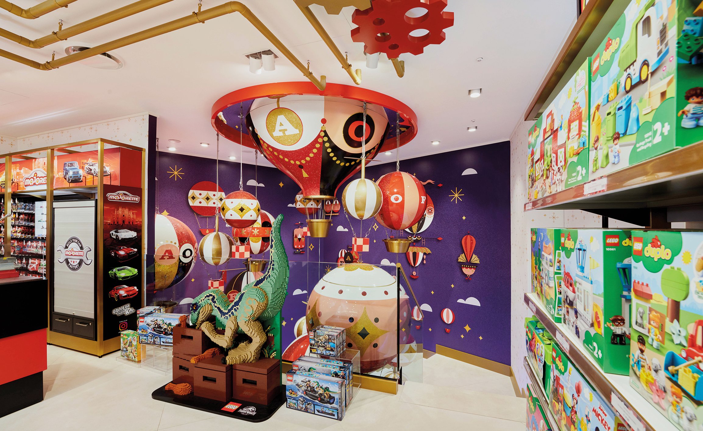 FAO Schwarz on X: 👋 Our friends in Italy! You can now experience the  magic of FAO Schwarz online! Visit  for more.  #FAOSchwarz #Milan #Italy #Toys #Gifts #Gifting  / X