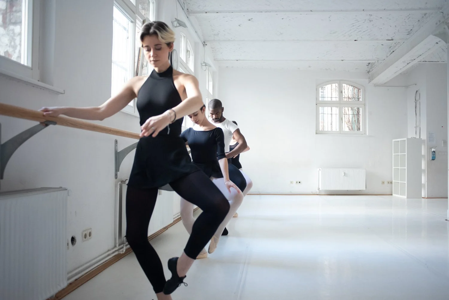 THE CENTER School of Performing Arts in English — Ballet Classes