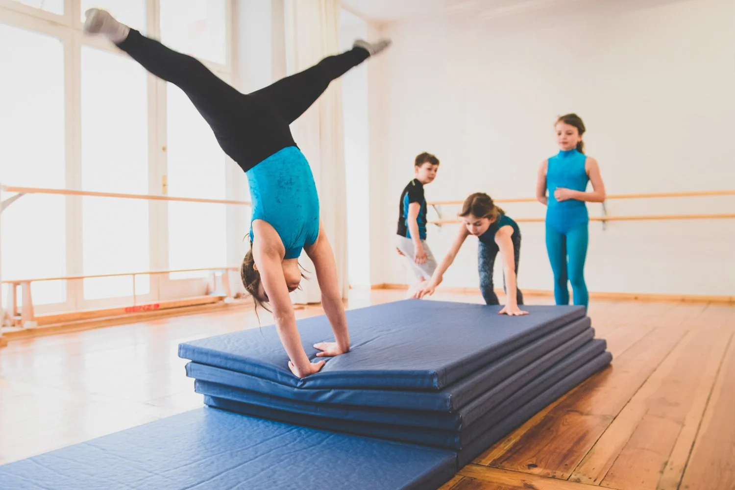 AcroDance Workshop for Kids | 8-10 yrs | Osterferien 2026
