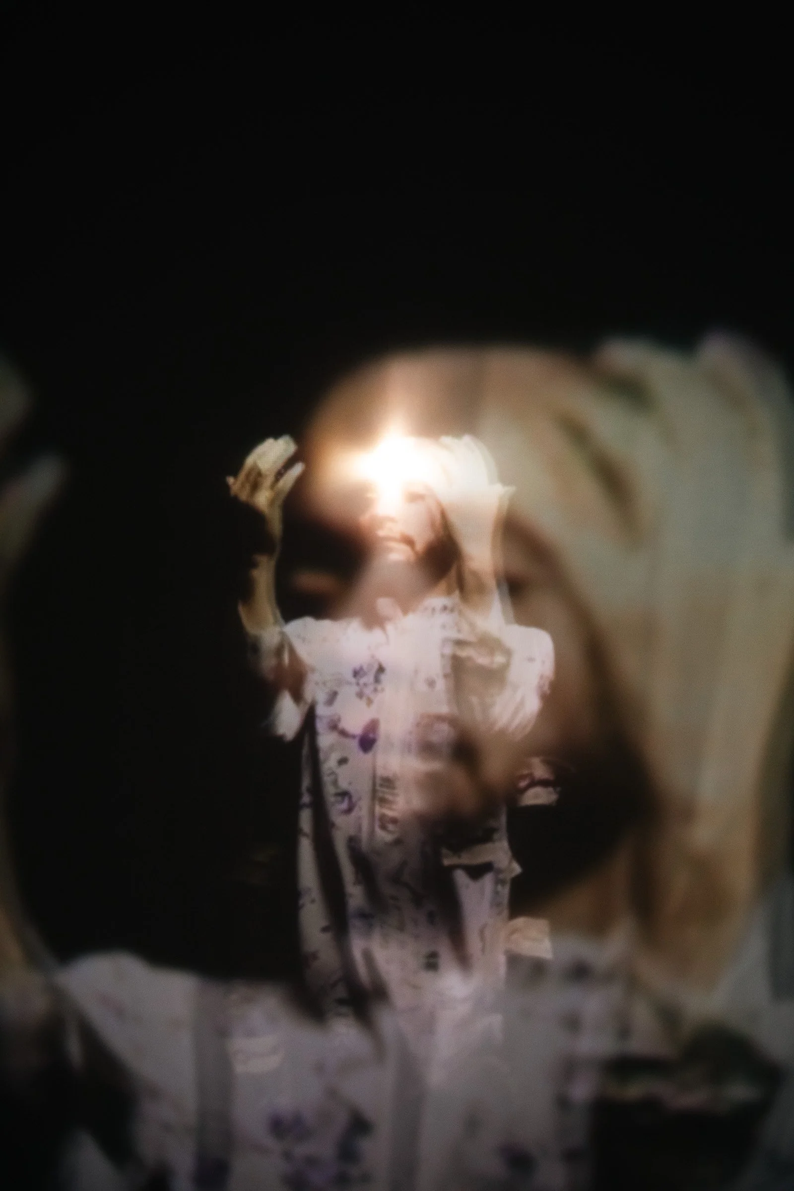   rūḥ al-rūḥ – jan-e janān    TESTING THE WATER   Testing the water, part of Rūḥ al-Rūḥ – Jan-e Janān, West Space Gallery, 2026.   rūḥ al-rūḥ – jan-e janān unites Elyas Alavi, Ayman Kaake, Ali Tahayori, and Kia Zand—artists tied to West and Central A