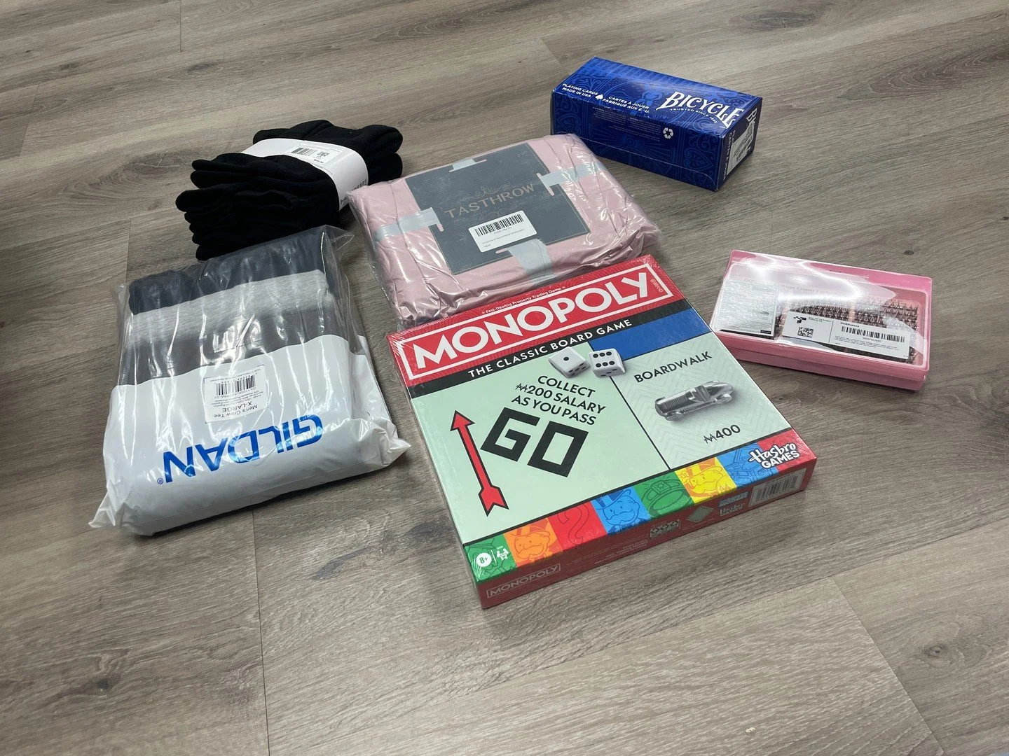 The holidays are almost upon us, and we are announcing our holiday wishlist! 

Our youth asked for these things so let's make the holidays special for them. 

Thank you to everyone who has already contributed! Click the link in our bio to access the 