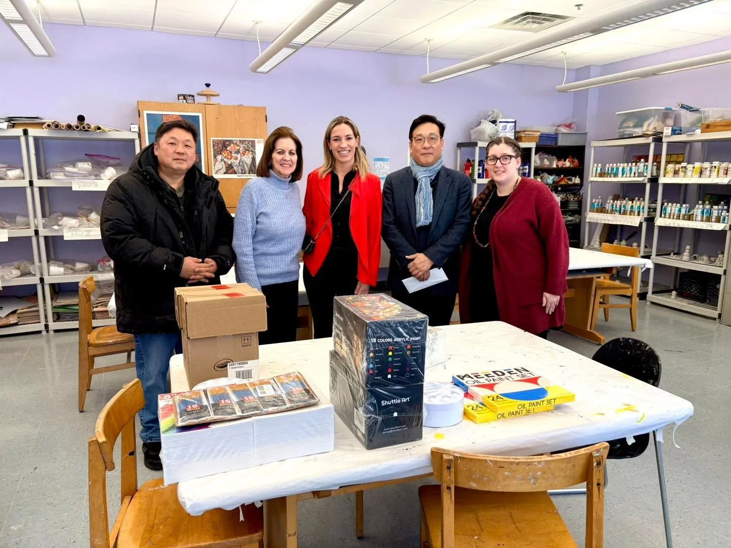 We are so grateful to the New Dream Korean United Methodist Church @newdreamem for their generous donation of art supplies to Harmony Heights! 

Their continued support over the years has made a meaningful impact on our students and programs, and we 