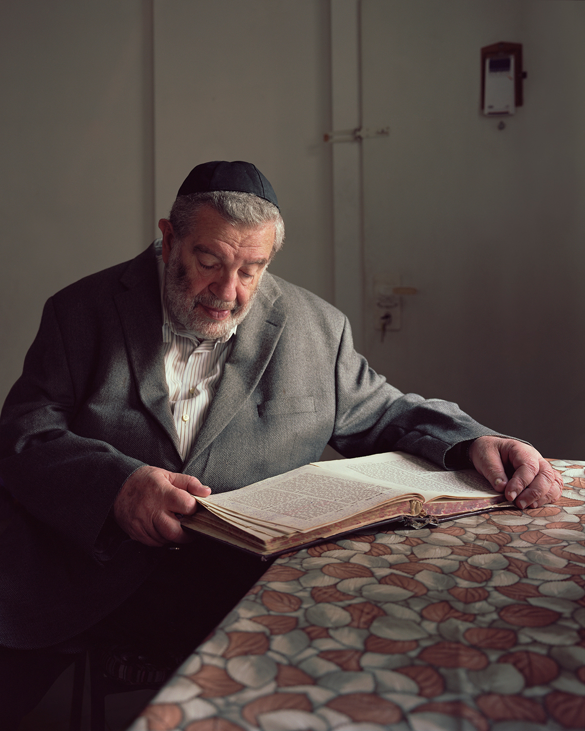 Rabbi Fleer with Nachma, 2016