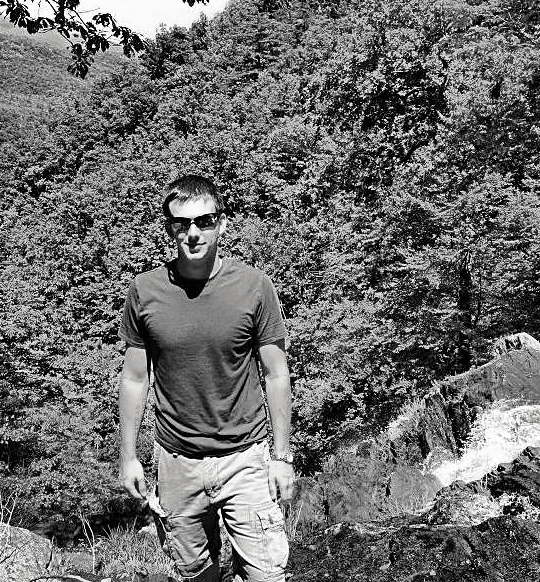 A native of Lexington, Spencer Reudelhuber has been sharing his love of travel and people through photography. When he doesn't have a camera in hand, you can find him working on his family farm with his sweet dog Mollie by his side. Click here to follow Spencer on Facebook
