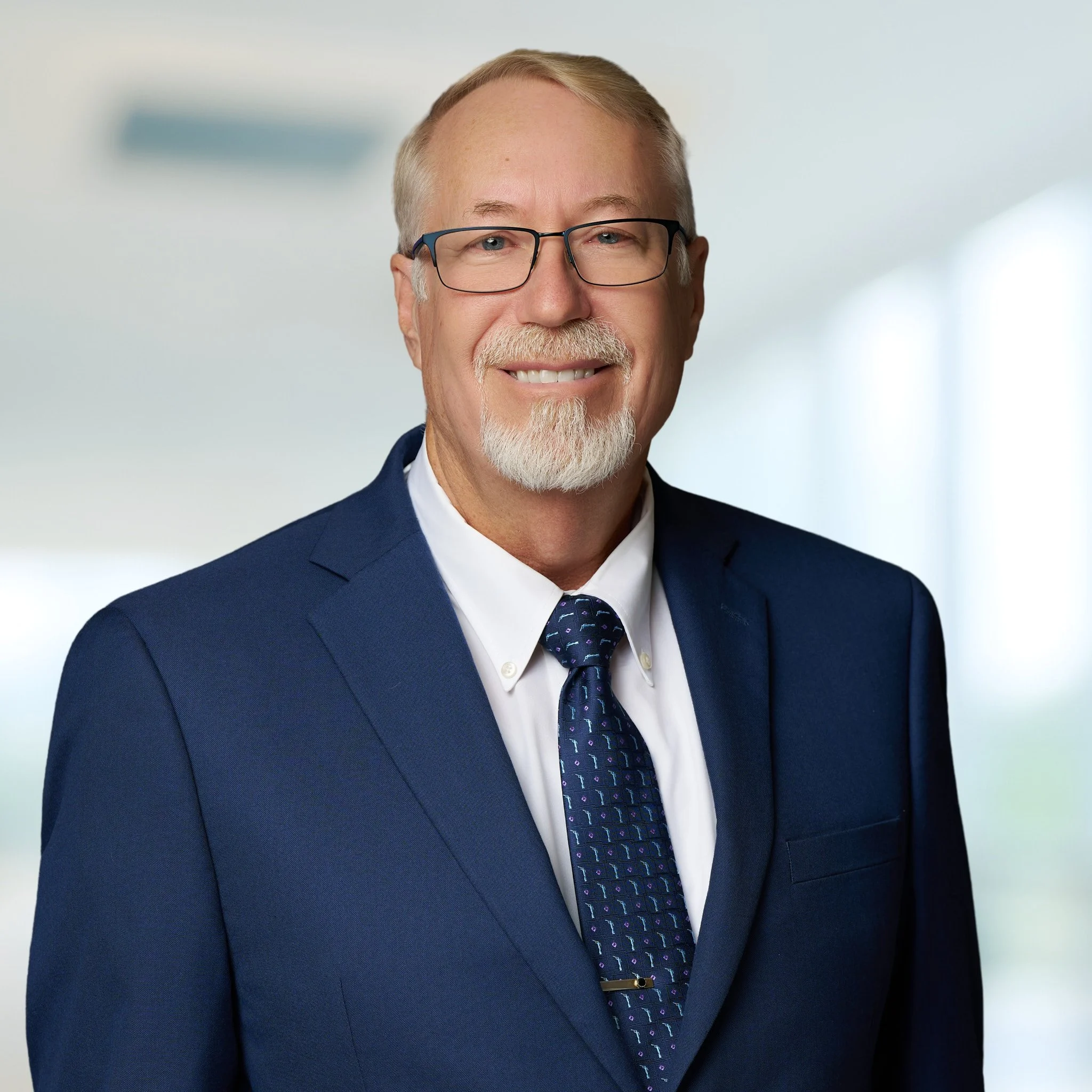 Trustee, Tim Lyon