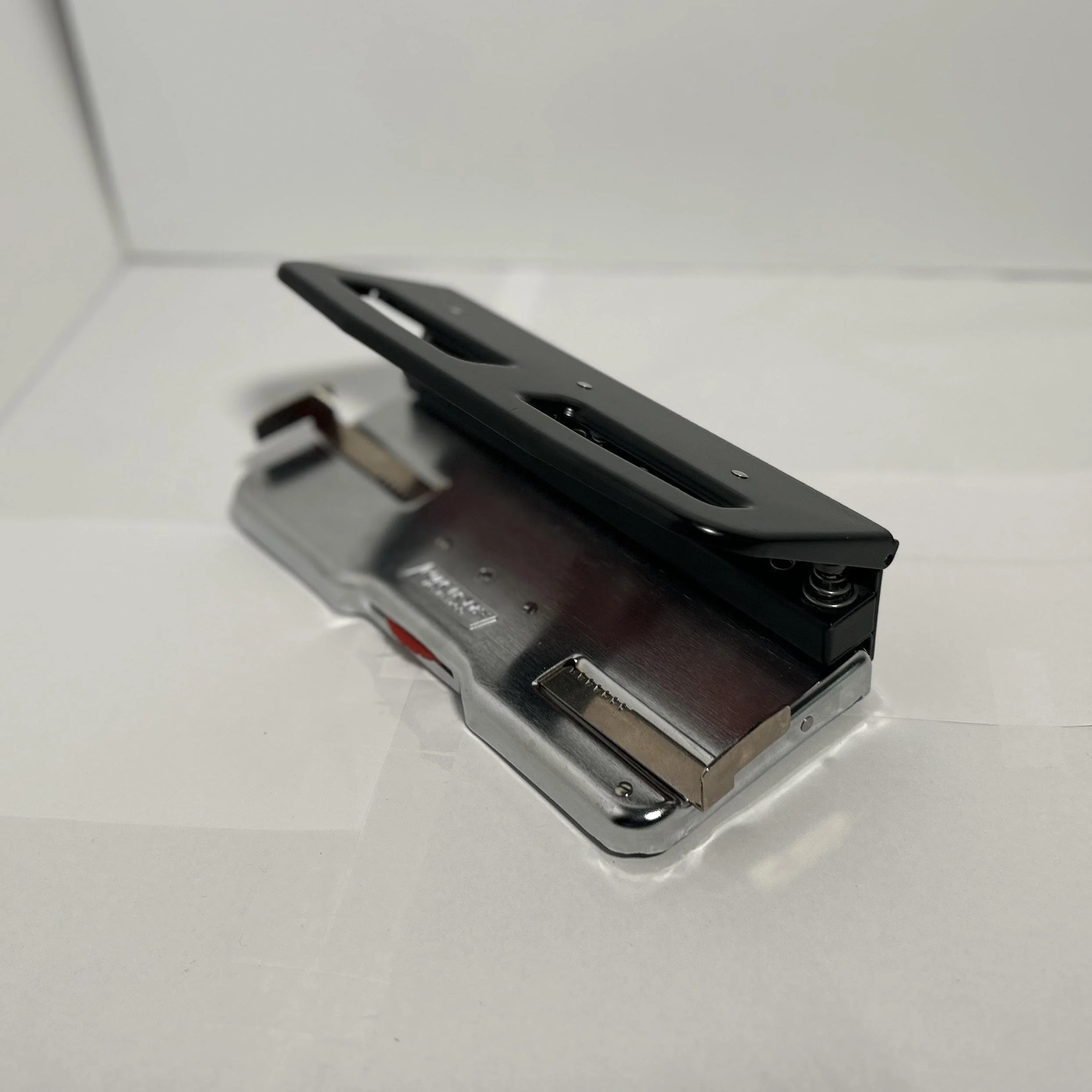 Heavy-Duty Adjustable 3-Hole Punch