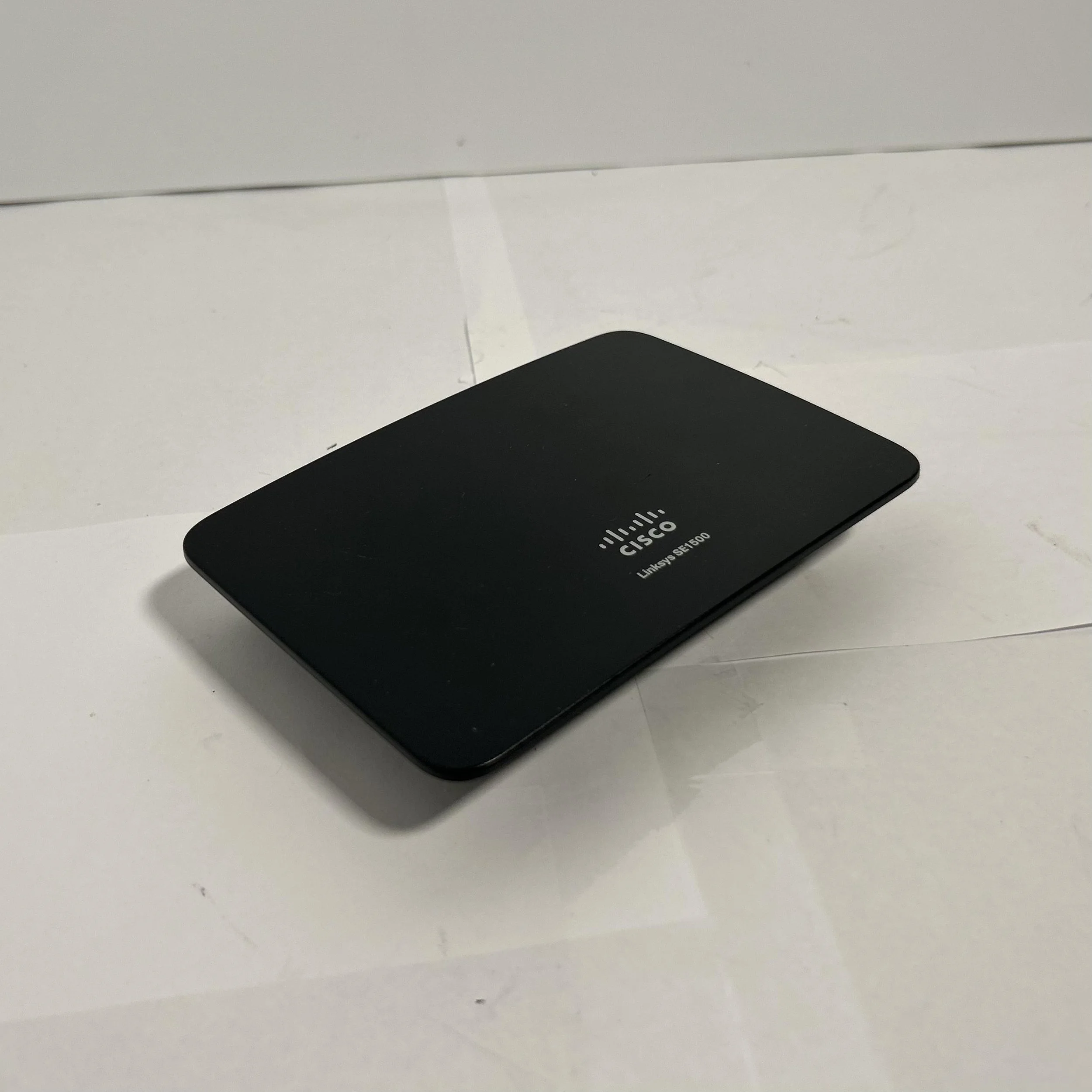 Cisco Linksys SE1500 Ethernet Switch