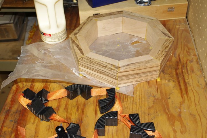 74172_1649436645742_2363455_n.jpg