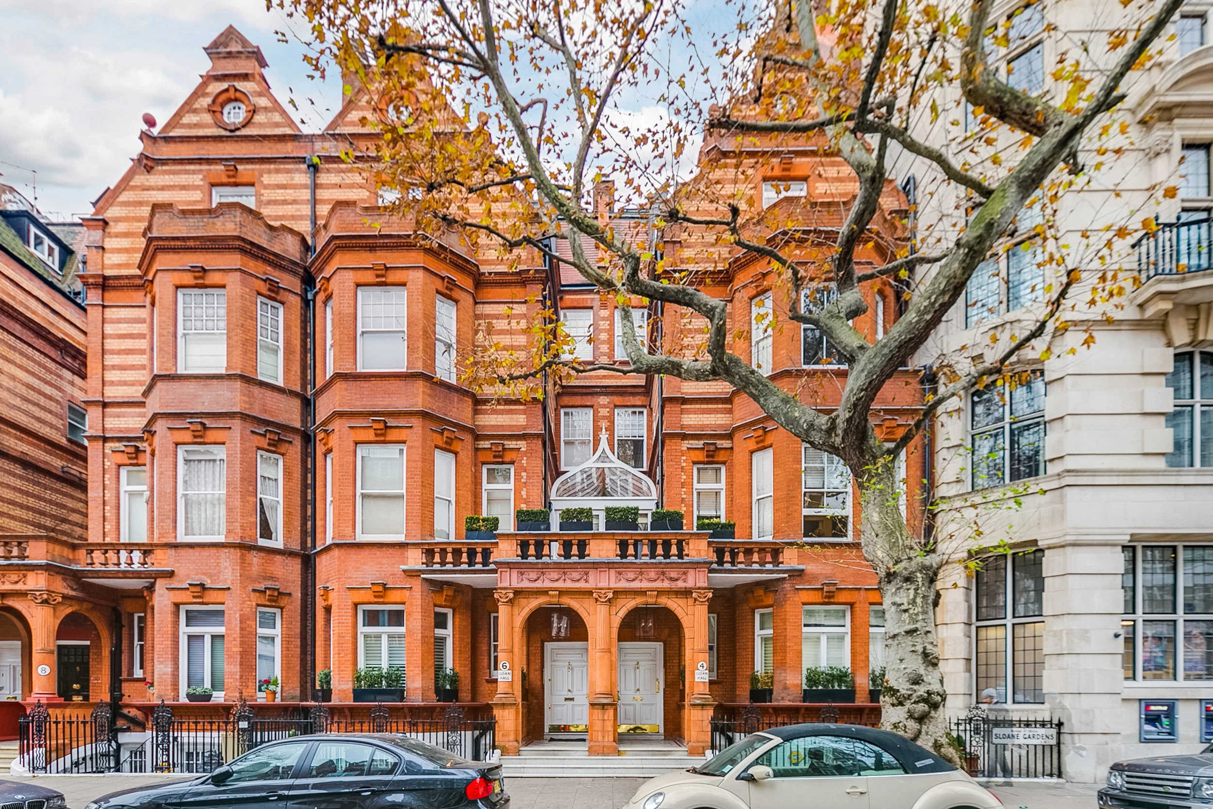 Slone Gardens 4-6, FLat 9-11.jpg