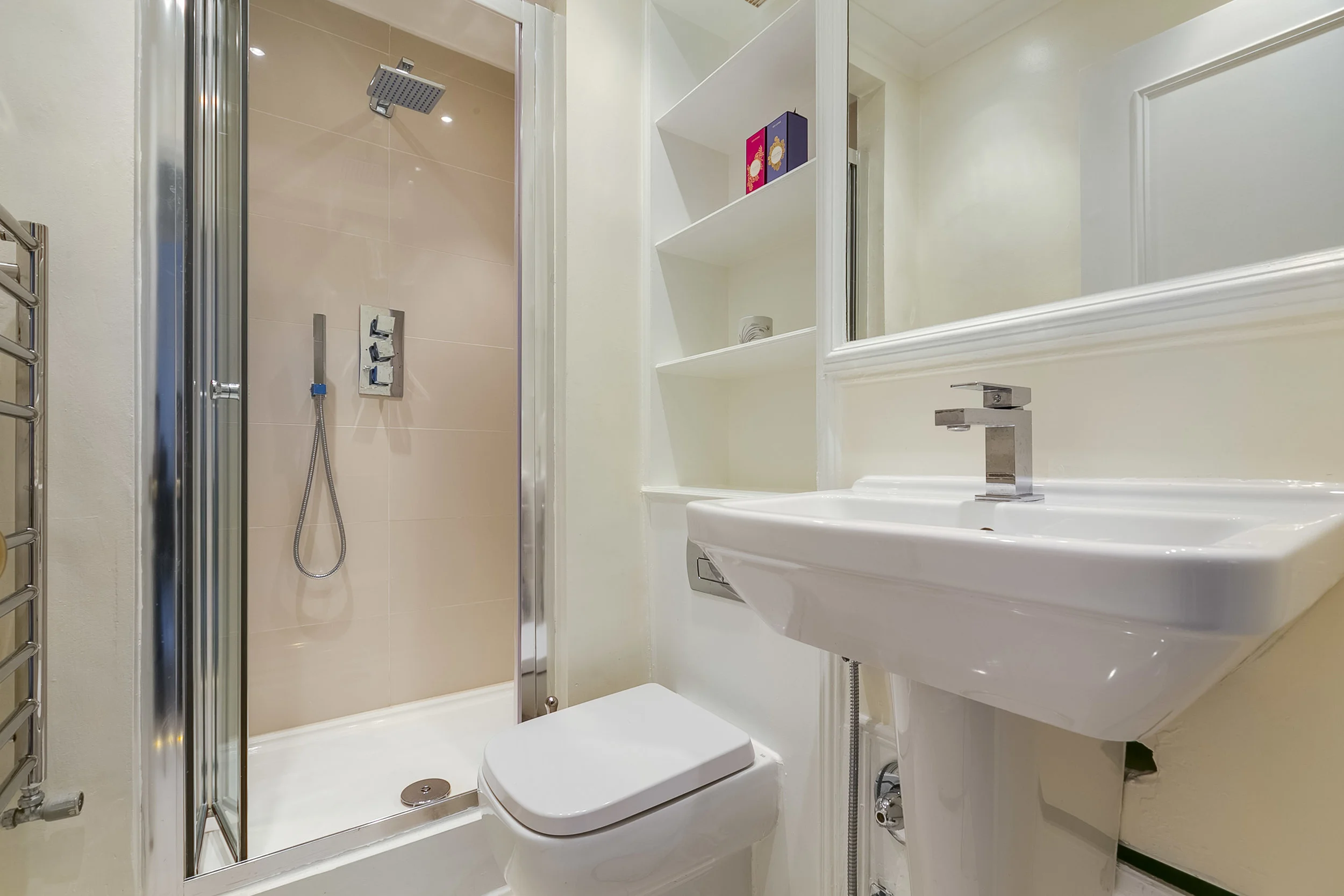 Courtfield Gardens 10-11, Flat 16-1.jpg