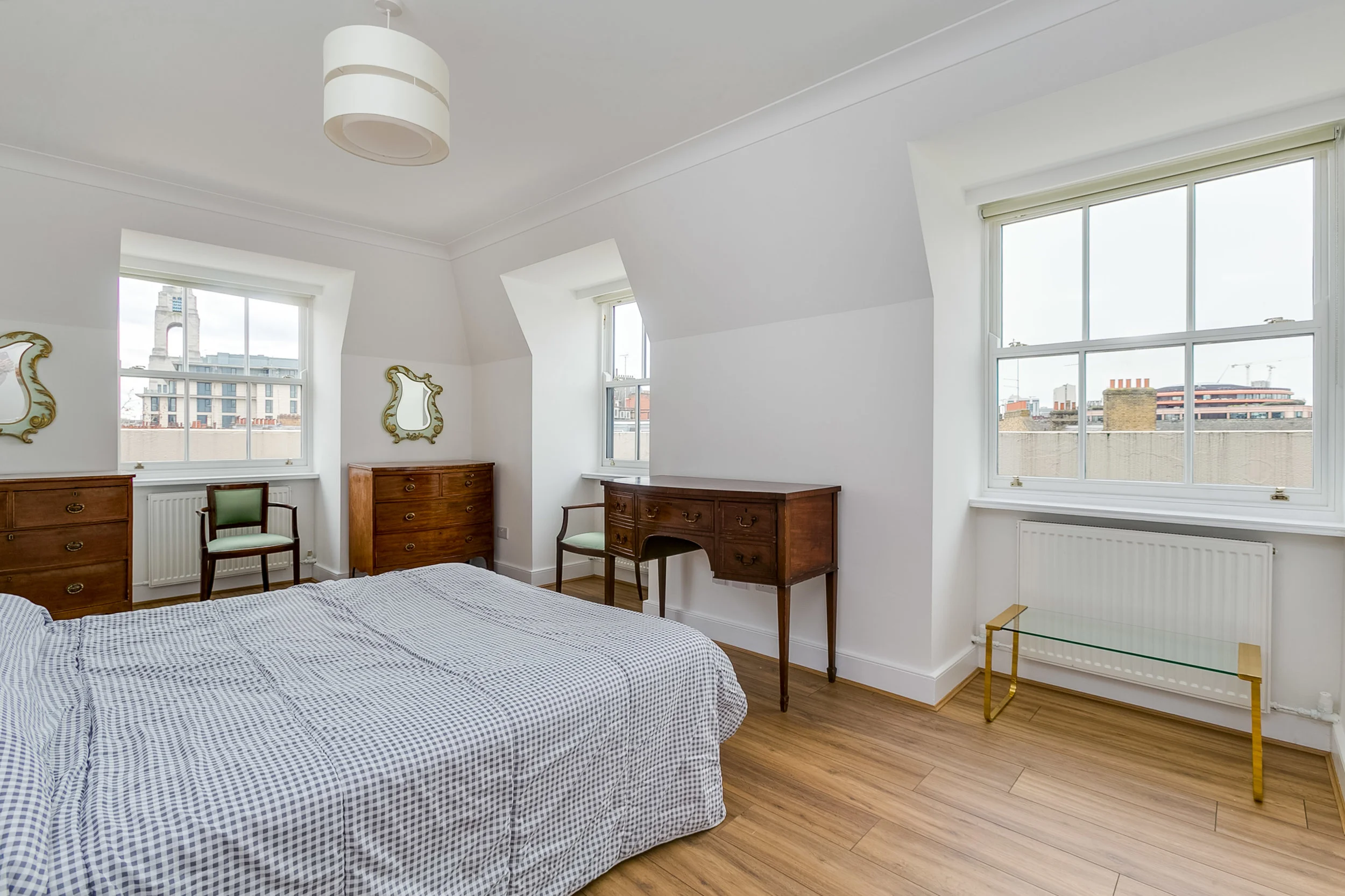 CLARENCE TERRACE, Flat 7-3.jpg