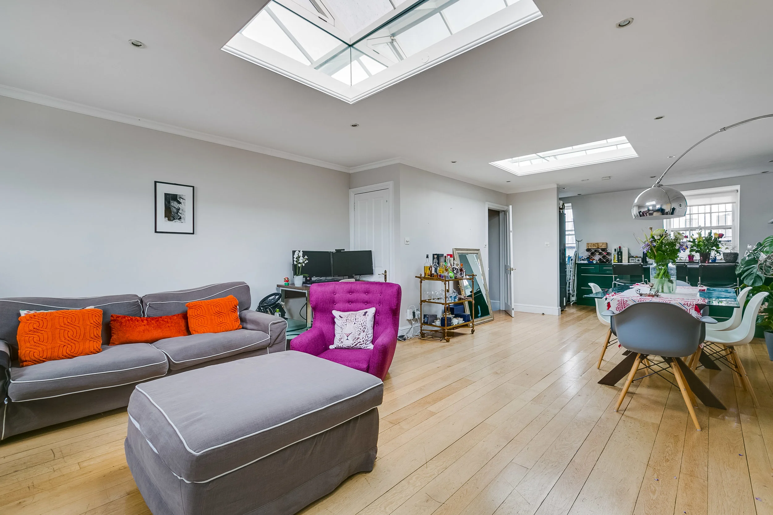 GLOUCESTER STREET 68 flat 5-9.jpg