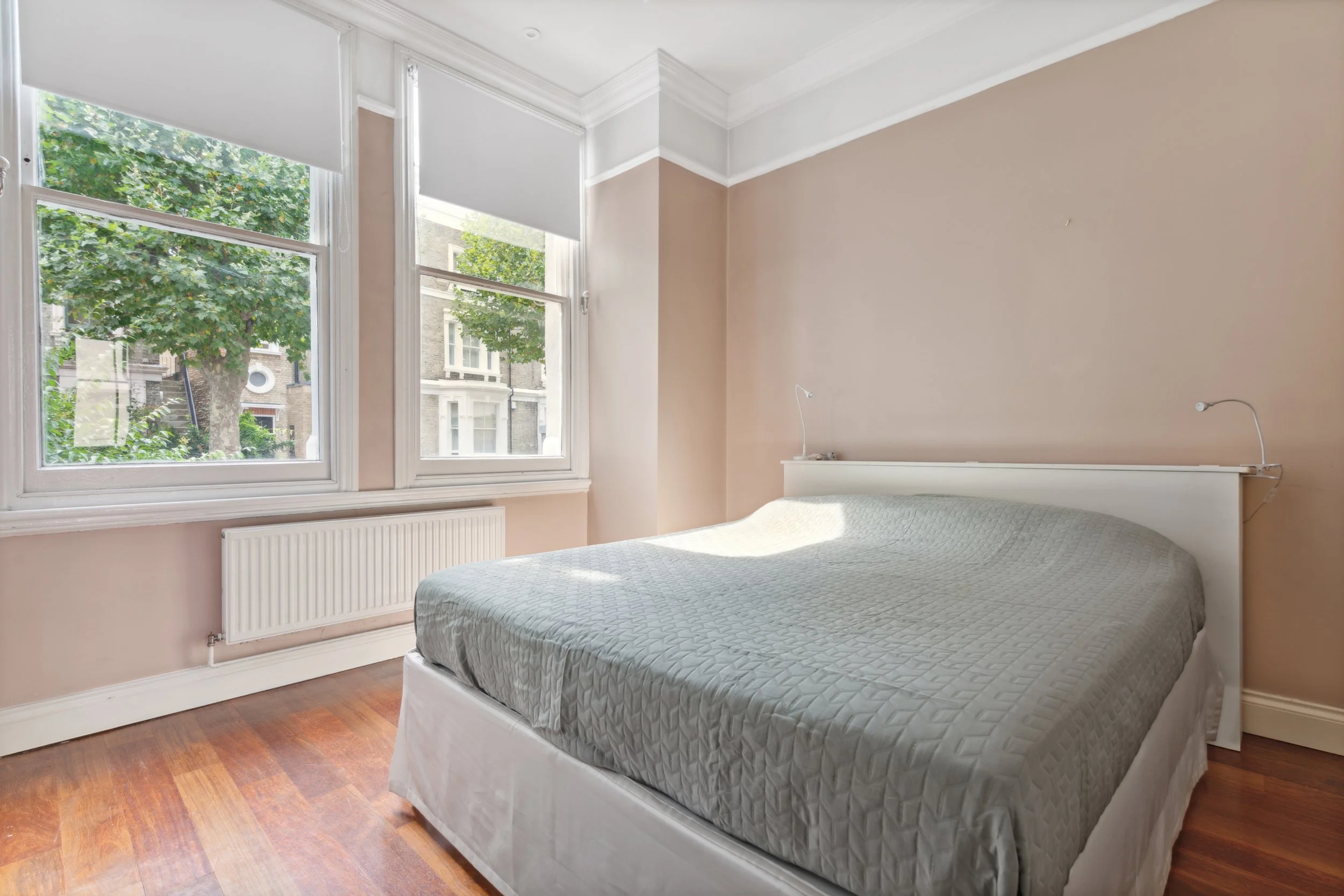 (637) Barclay Road 5, SW6 — Casa Londra