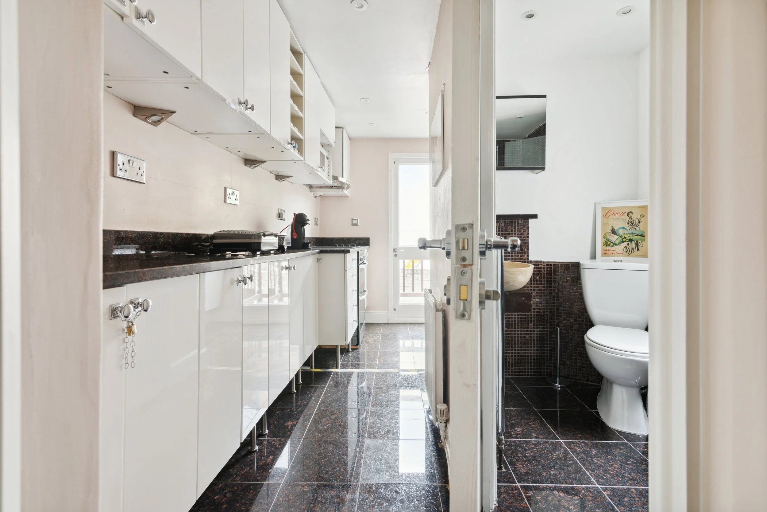 (637) Barclay Road 5, SW6 — Casa Londra