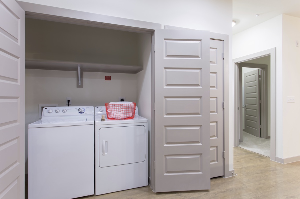 img_gallery_apartment_09_20150211.jpg.pagespeed.ce.UL9ojwn-5L.jpg