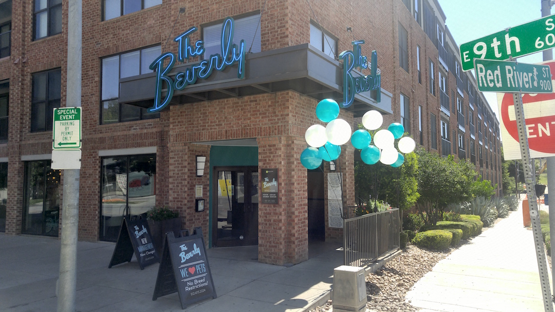 01 Lobby Entrance.jpg