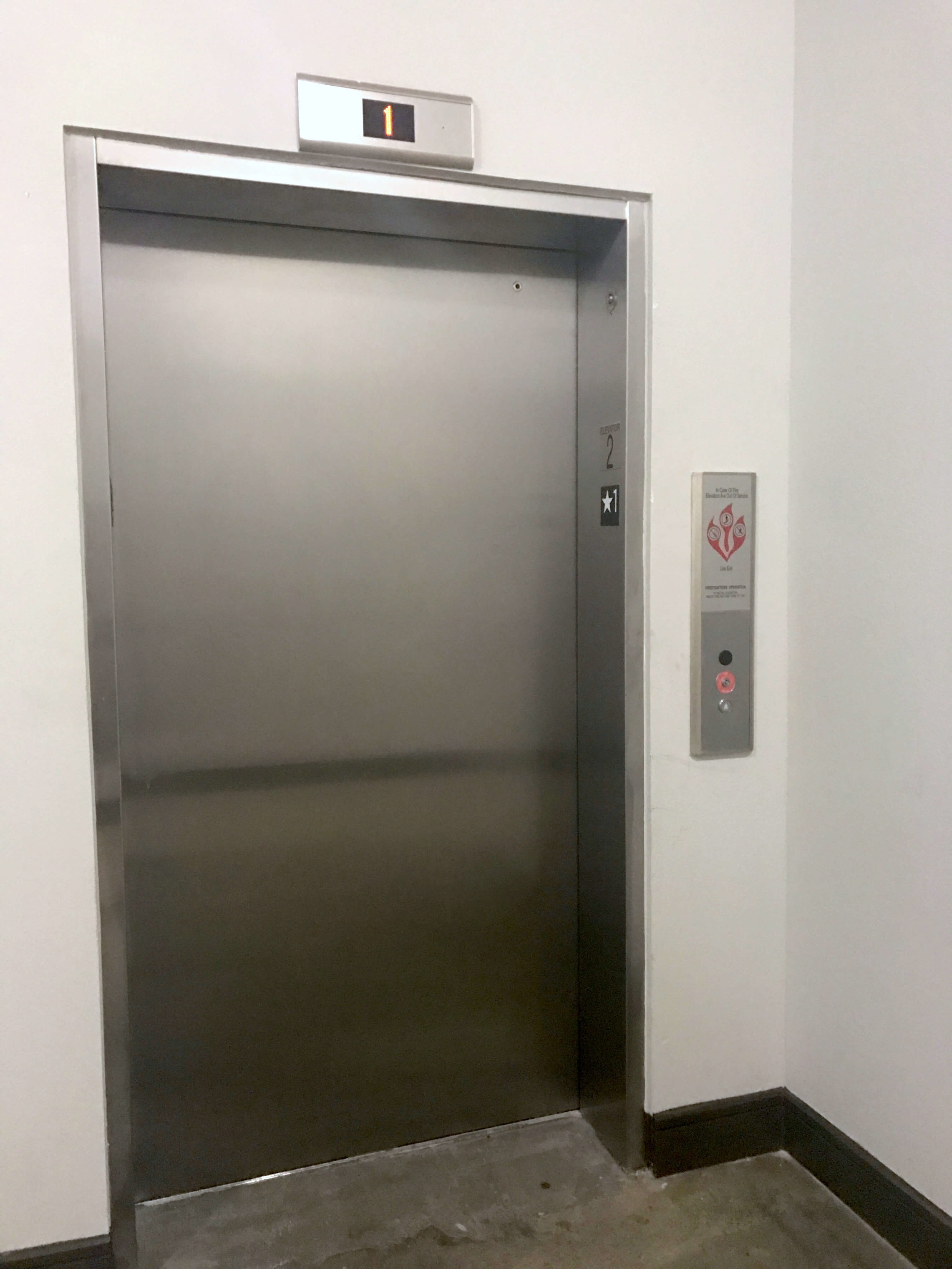 4 Elevator Flr 1.jpg