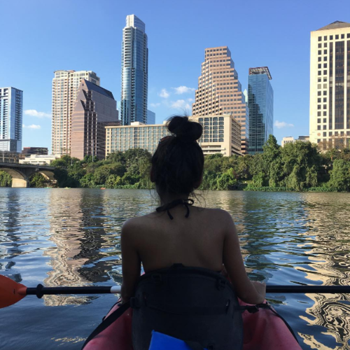 Congress Avenue Kayak.png