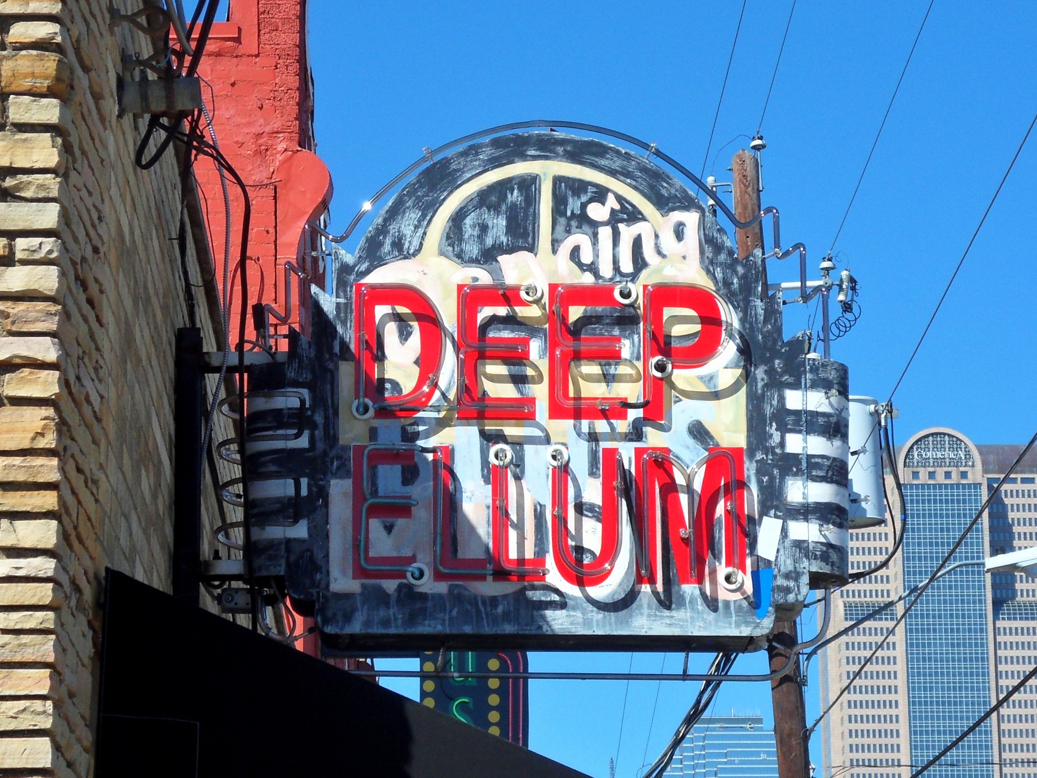 DeepEllumNeighborhood.jpg