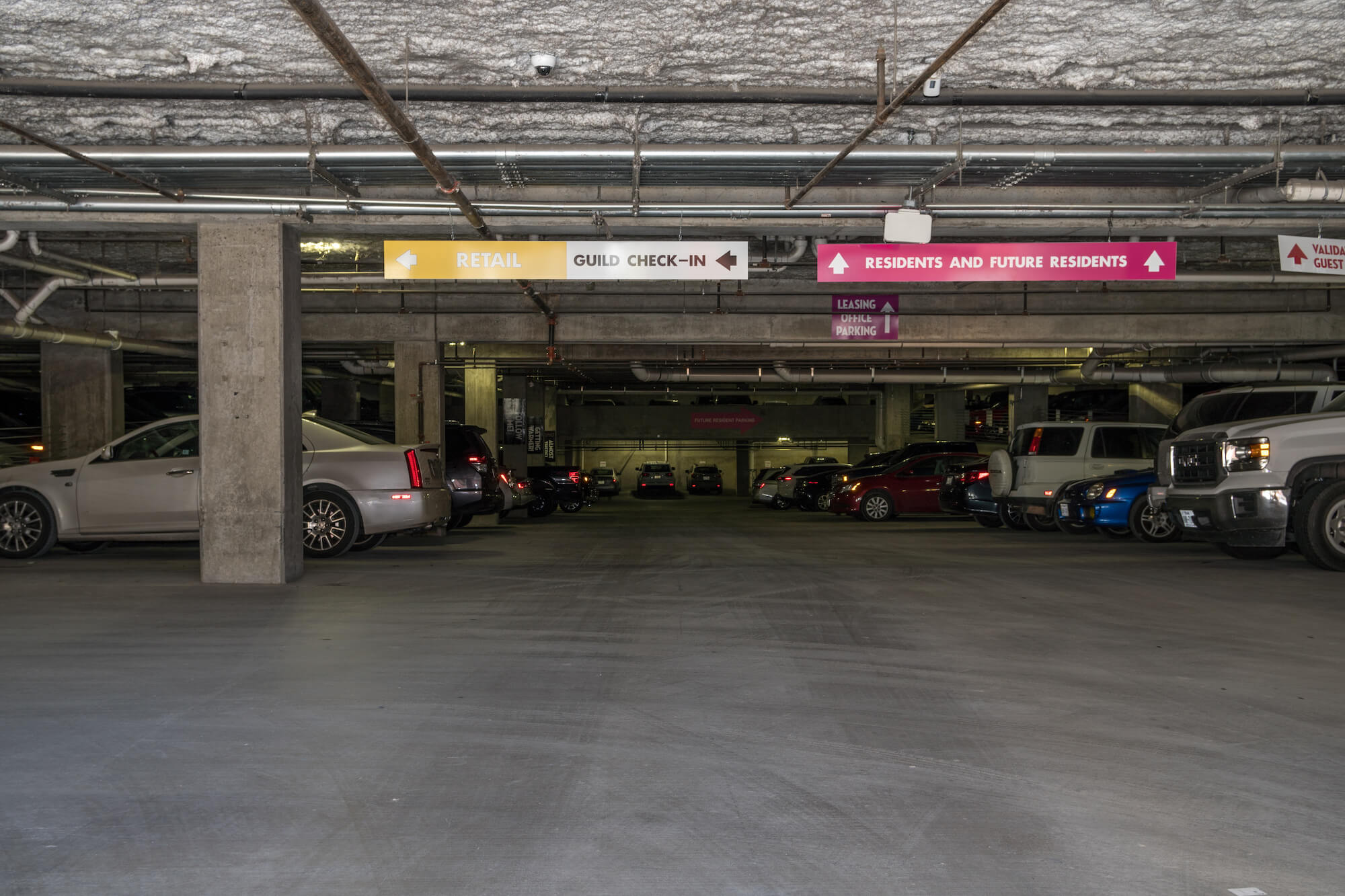 06_Garage Entry.jpg