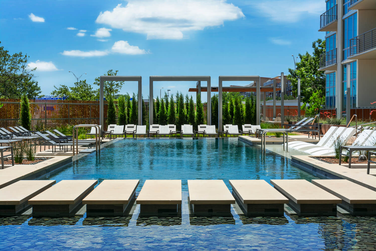 riverfrontgreen-amenity-exterior-courtyard.jpg