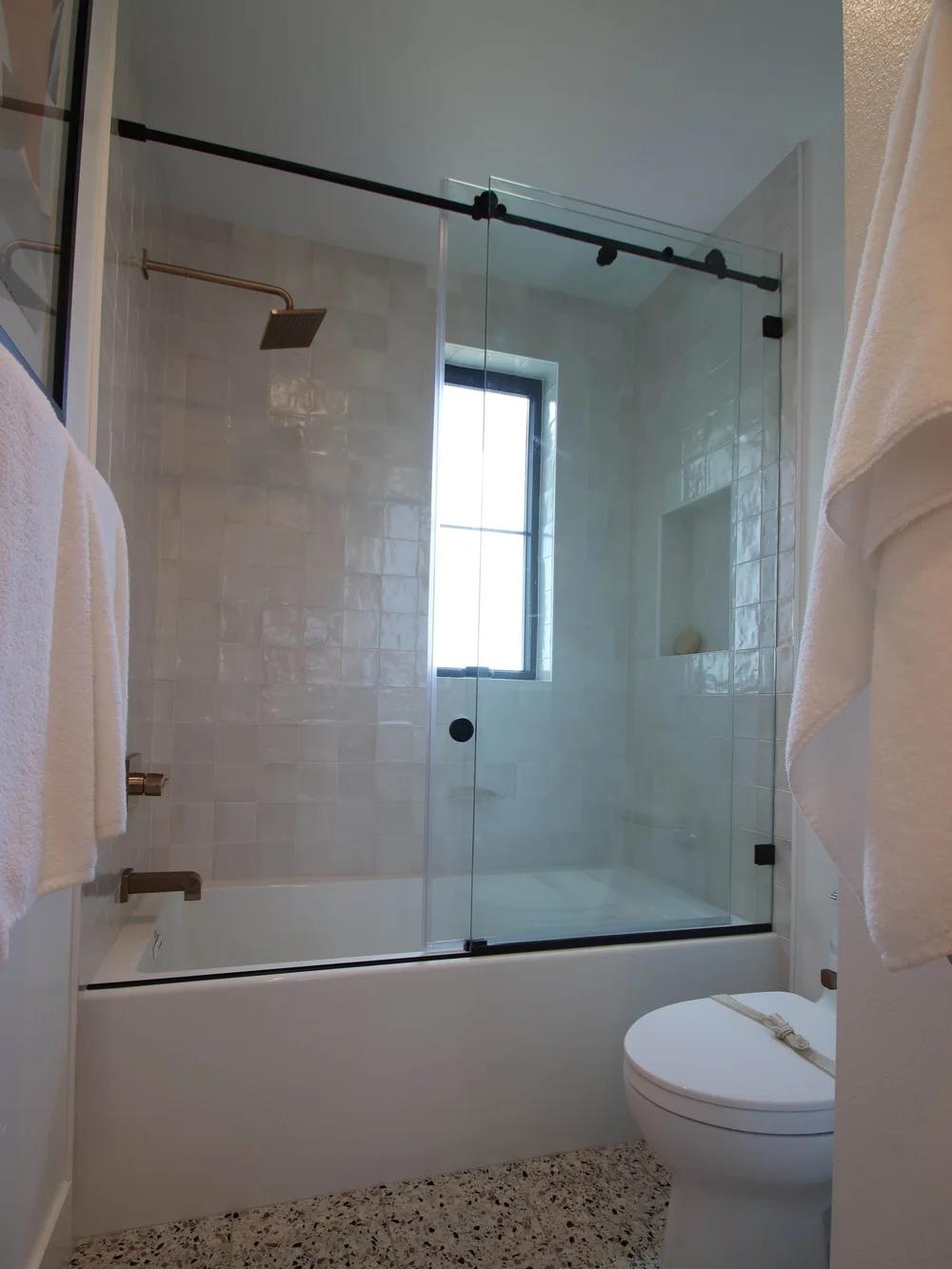 DT Glass | Tub Shower Combo