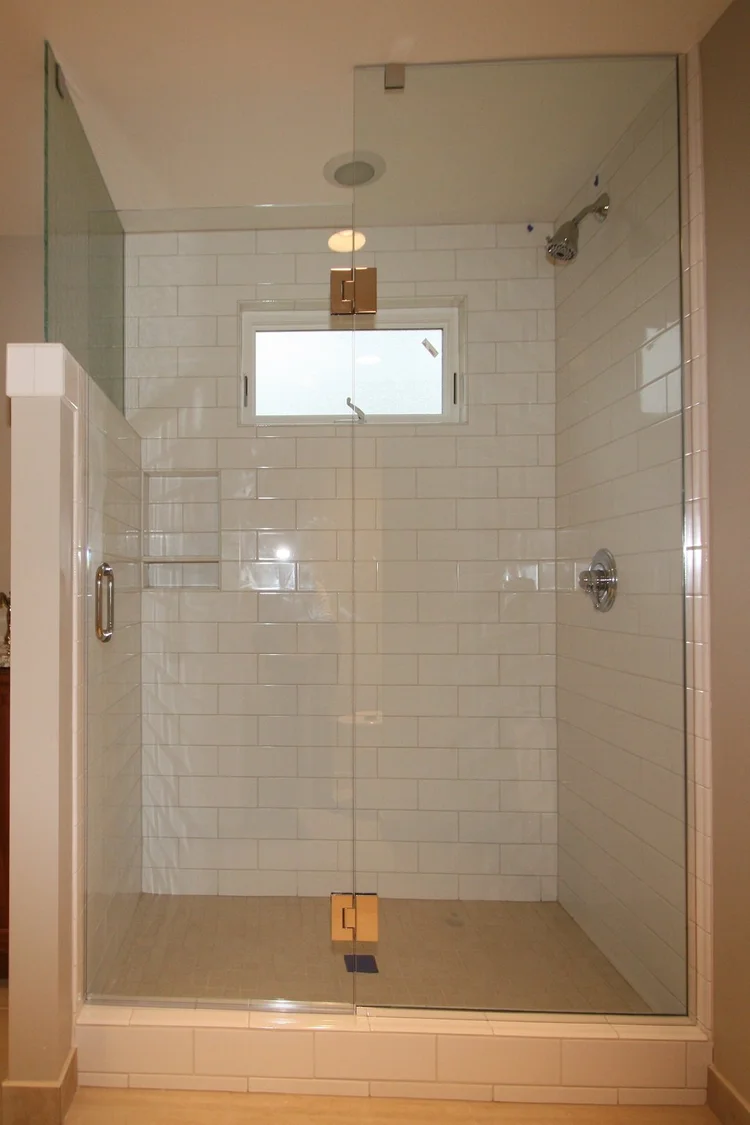DT Glass | Frameless Glass Shower Enclosures