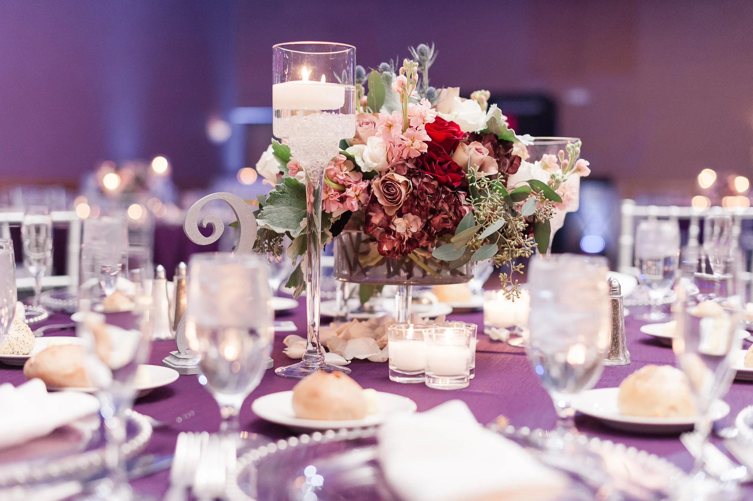 LAF084_HolWed-1458.jpg
