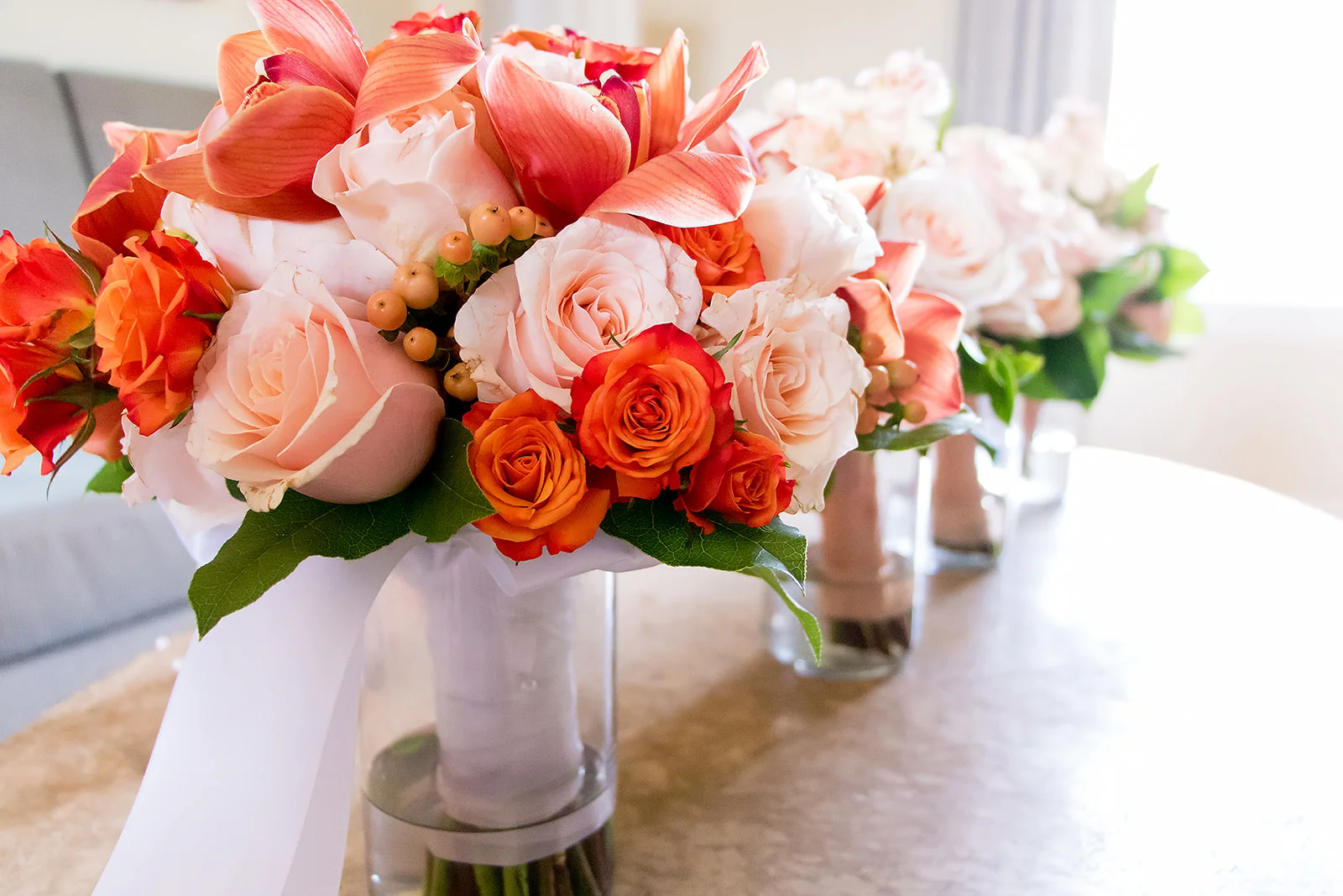 TWWEVENTS_CoralPinkOrange_Bouquets_MissyWilson_WS.jpg