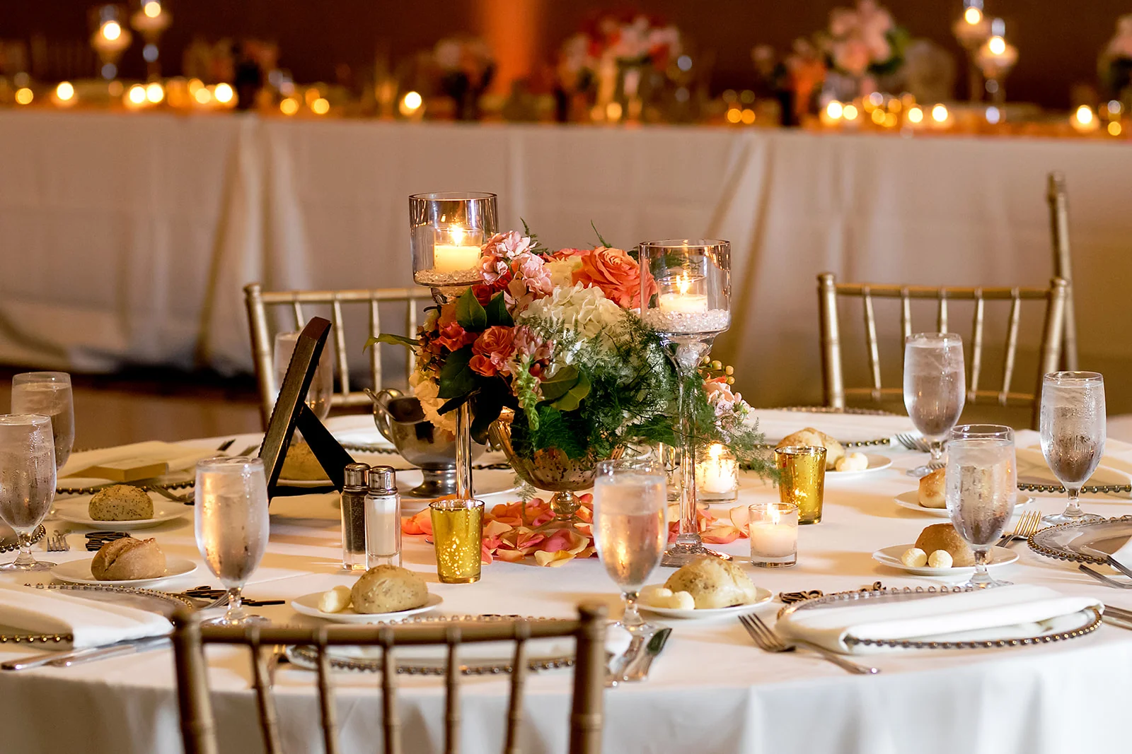 TWWEVENTS_OrangeTableSetting_WS.jpg