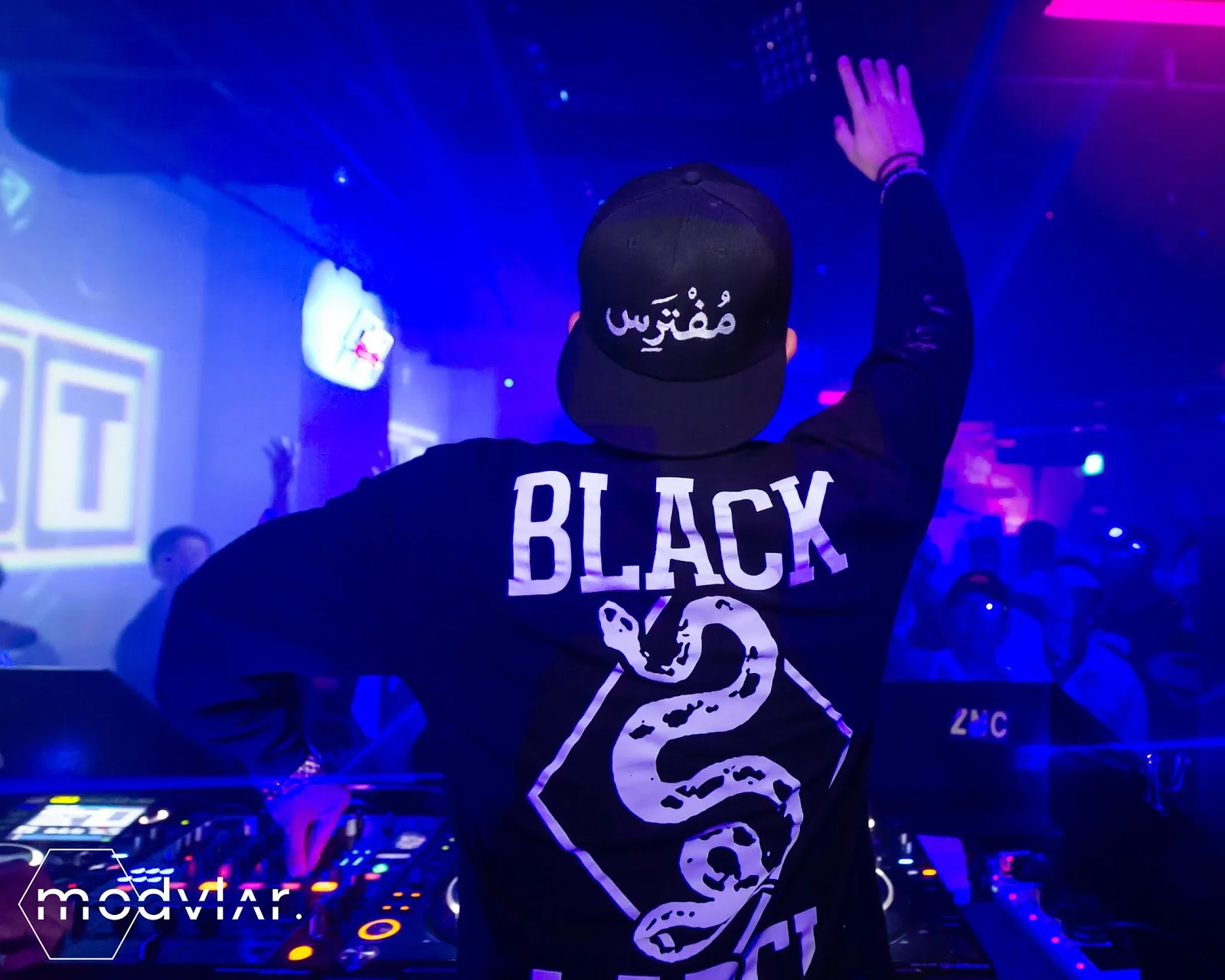 Dj 5.jpg