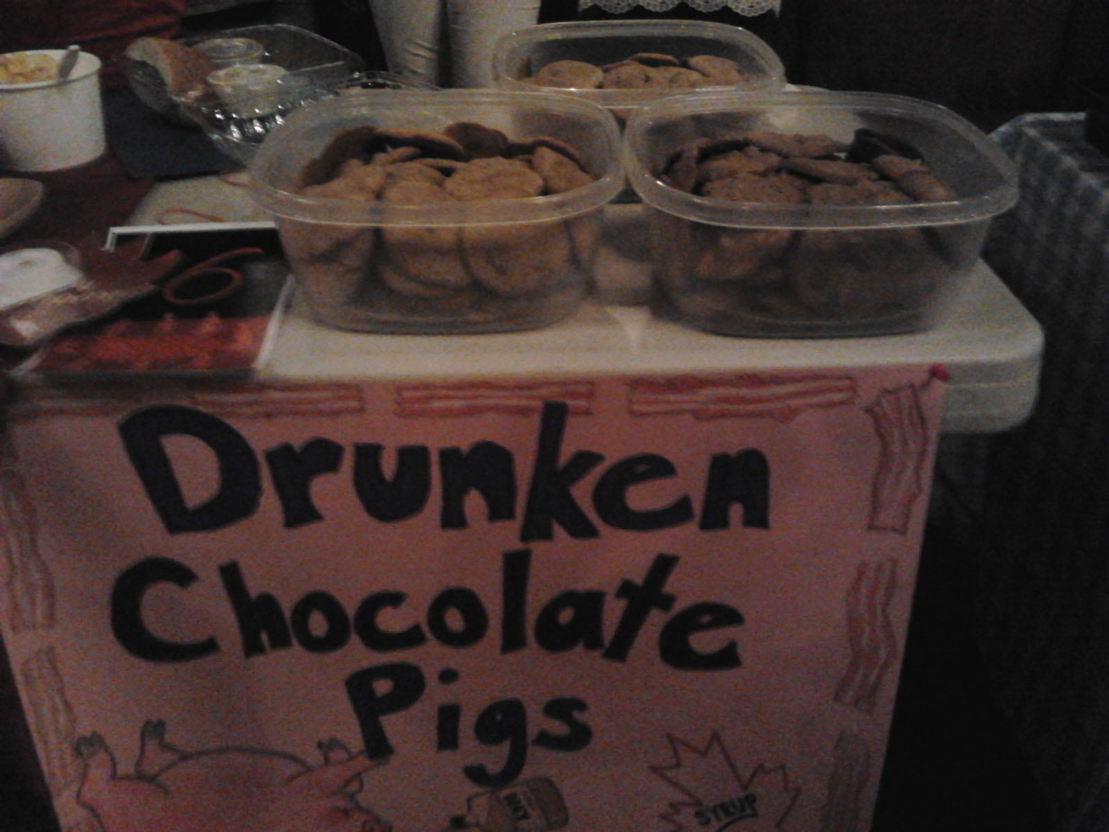 drunken-choco-pigs-cookie.jpg